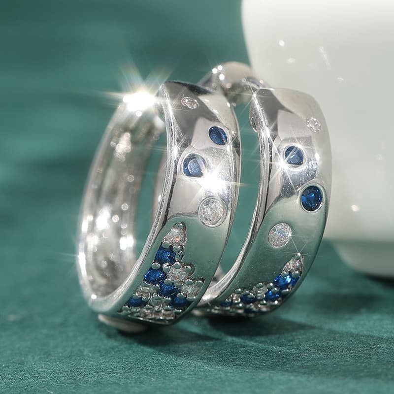 TEMU 1 Pair Exquisite And Elegant Blue And White Synthetic Zirconia Hoop Earrings, Versatile Earrings For Ladies' , And Fashionable Party Jewelry