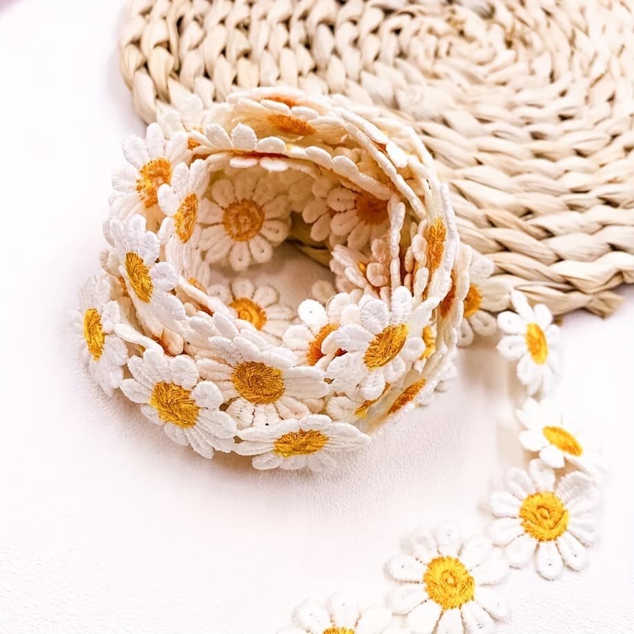 TEMU Daisy Sunflower Water Soluble Lace, 2.5cm Wide