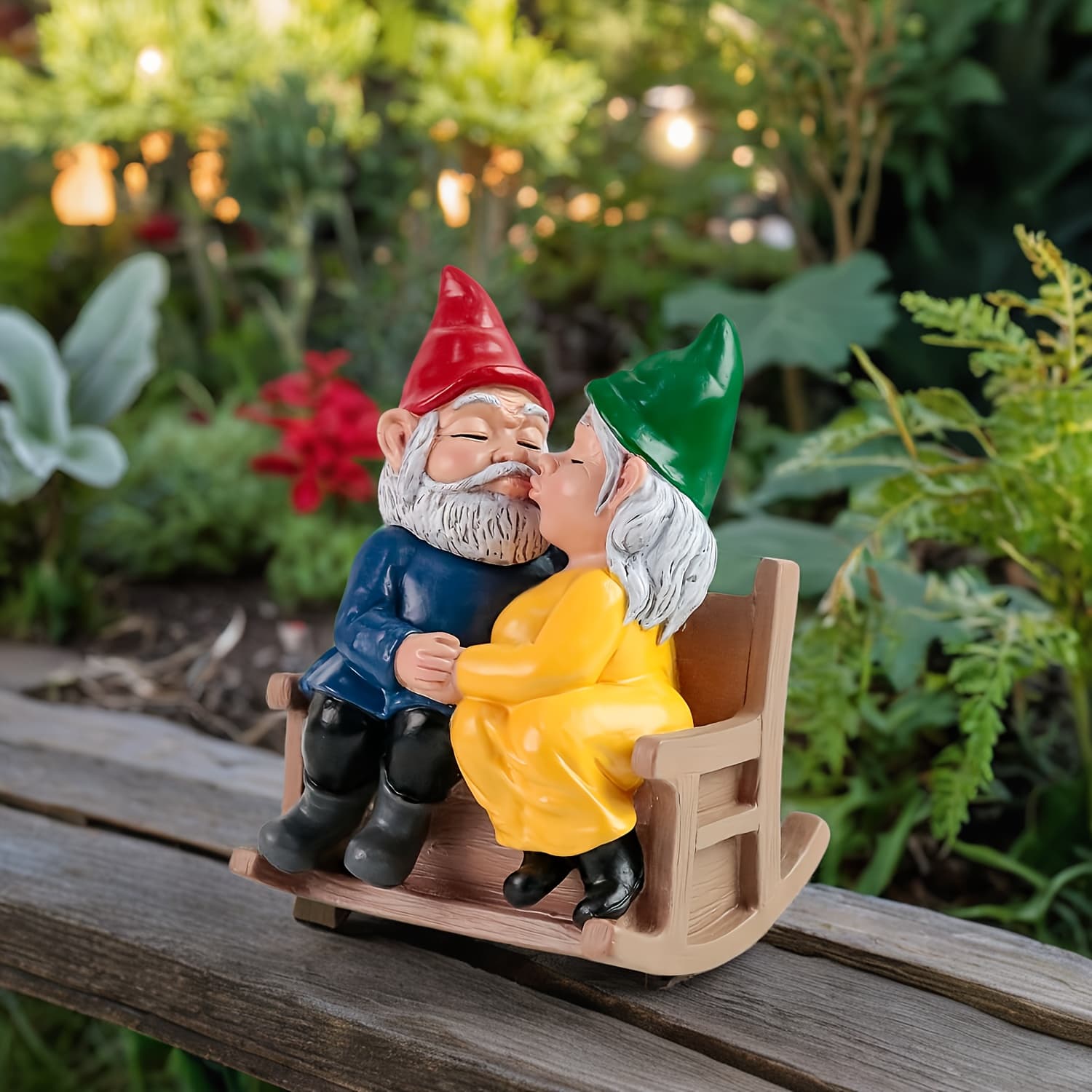 TEMU Couple Gnome Statue In Kiss, Cute Gnome Couple, Cute Gnome Couple, Kiss Couple Garden Gnome Statue, 5" L X 3.5" W X 6" H, Suitable For Display Indoors Or Outdoors