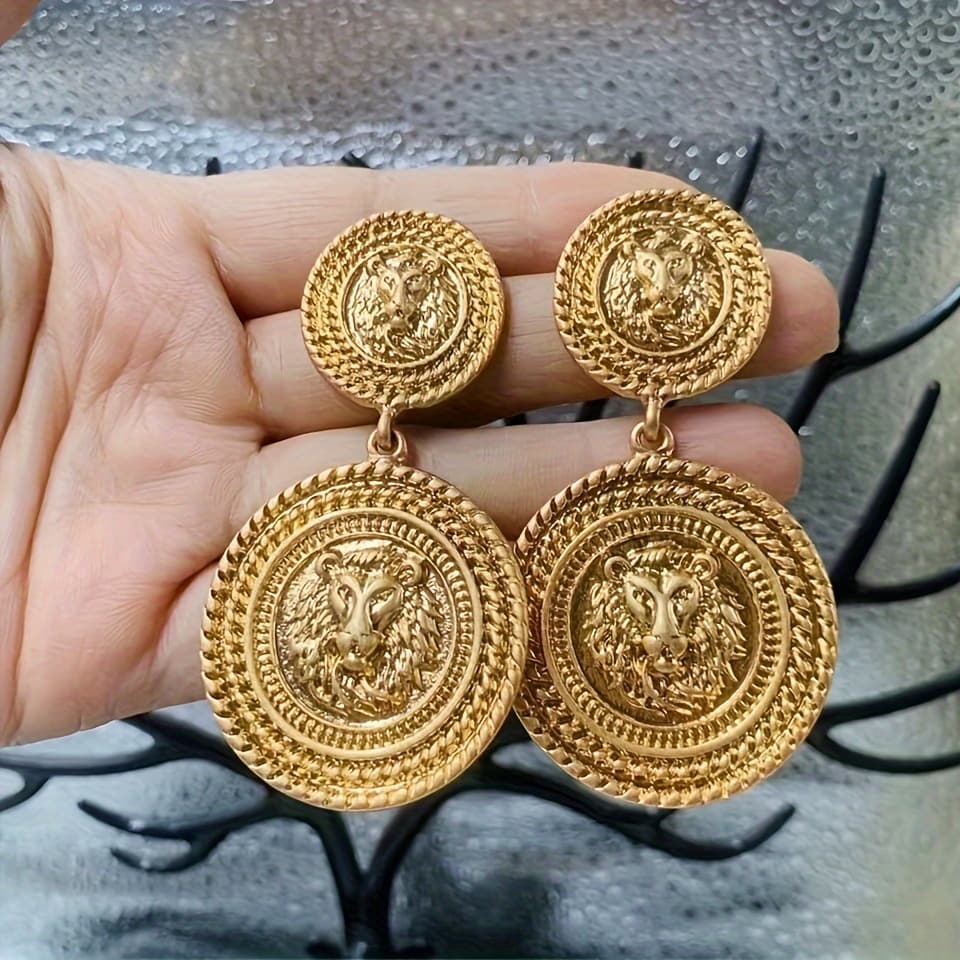 TEMU A Set Of Stylish Vintage Earrings Featuring A Round Of A Head, Of Medieval Fashion