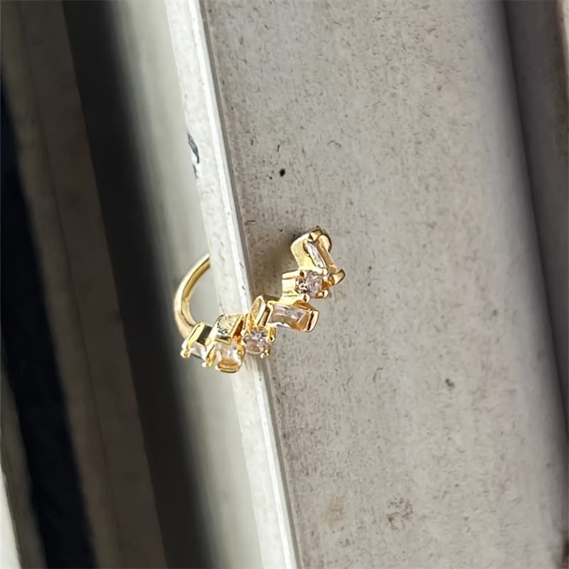 TEMU Retro European And American -shaped Inlaid Cubic Synthetic Zirconia Bone Clip Women's Non-pierced Ear Bone Clip Versatile Style Graduation Season For , Gifts For Sisters