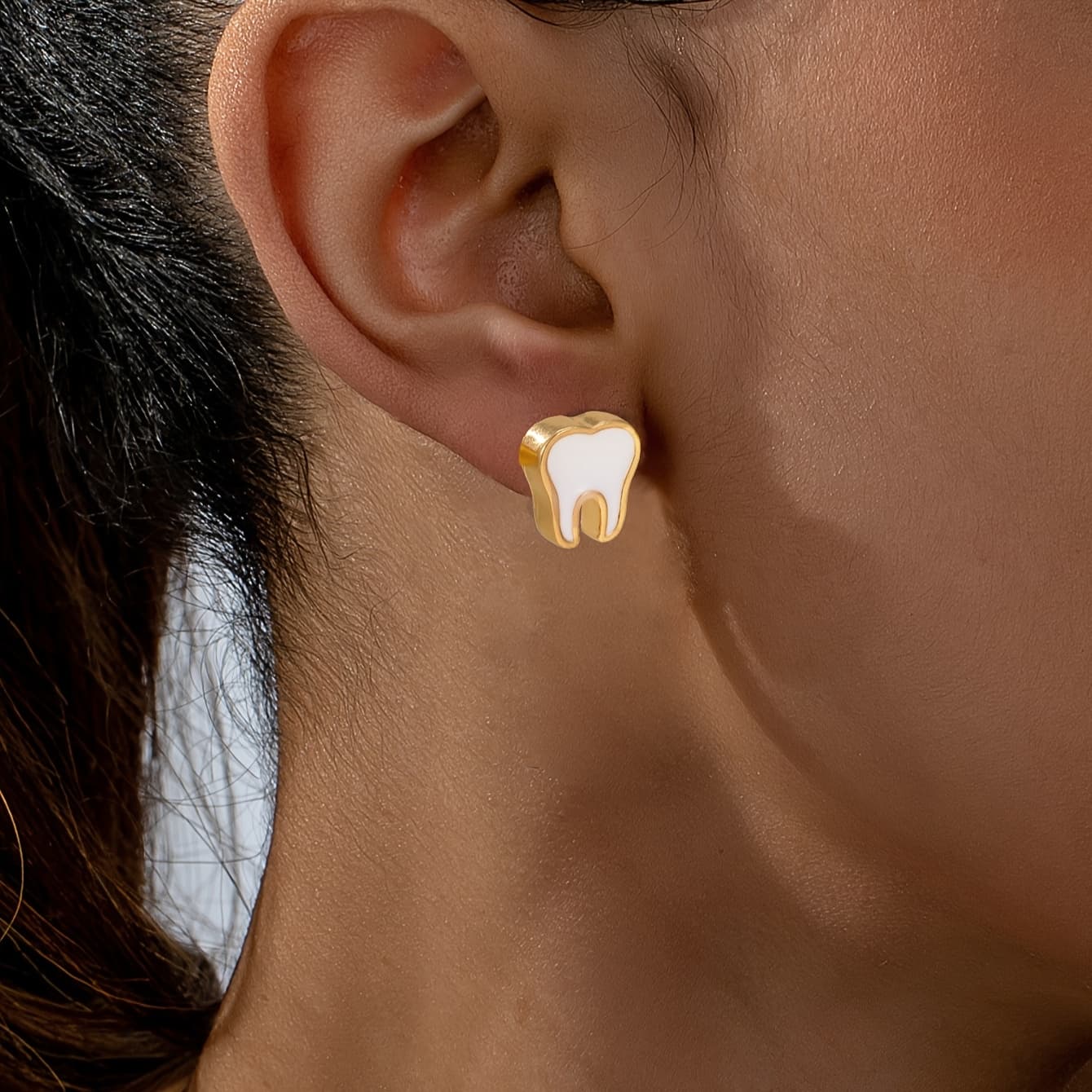 TEMU A Pair Of White Enamel Tooth Earrings