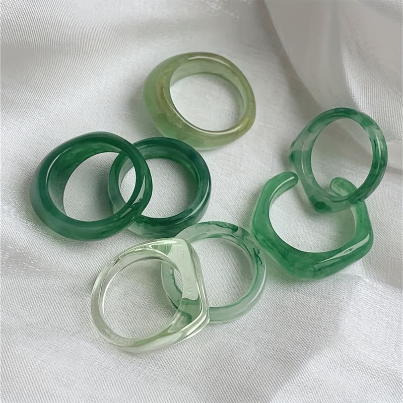 TEMU 7pcs Set Of Vintage Emerald Green Acrylic Resin Rings, Inlaid With , Unique Shaped Design Ladies Stacked And , Fashionable And Elegant Temperament For Mom, For Teachers, Gifts For Lovers