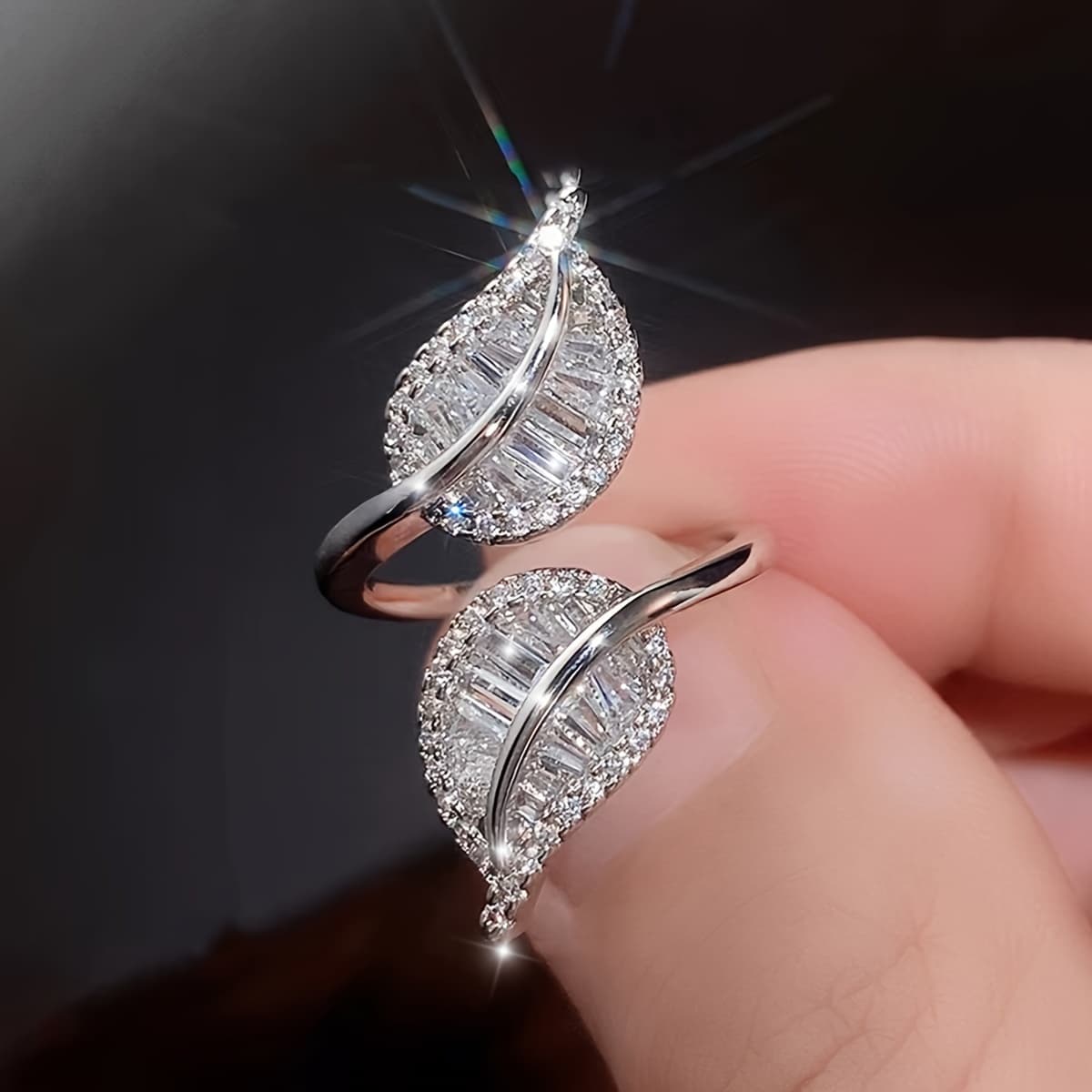 TEMU 2025 European And American Ring With Leaf Opening, Copper Material Inlaid With Cubic Zirconia, High-quality Fashionable Ring. (factory Level Direct )