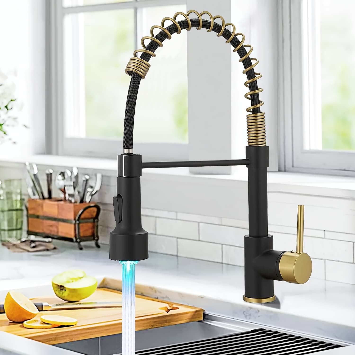 TEMU Single Unit Kitchen Tap Featuring A Pull-down Sprayer With Led , High Arc , Suitable For Single Hole Installation In Brass, Ideal For Or Rvs, In Matte Black And Brushed Golden