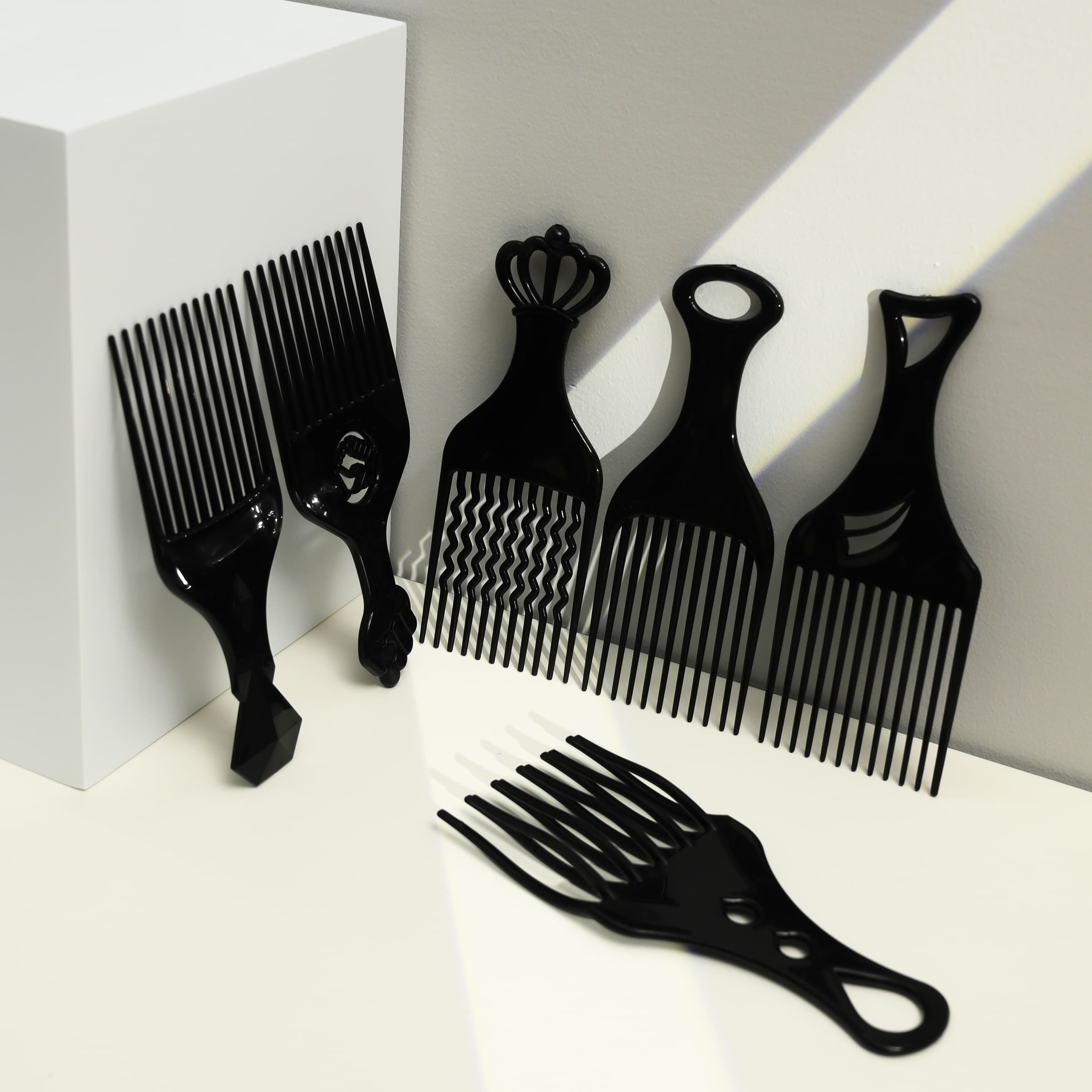 TEMU Set Of 6 Wide Tooth Combs - Ideal For , Styling, And Hairdressing For Curly, Wavy, And Thick Hair - User-friendly, Anti-static, And Long-lasting, Oil Comb For Men With A Needle Tail