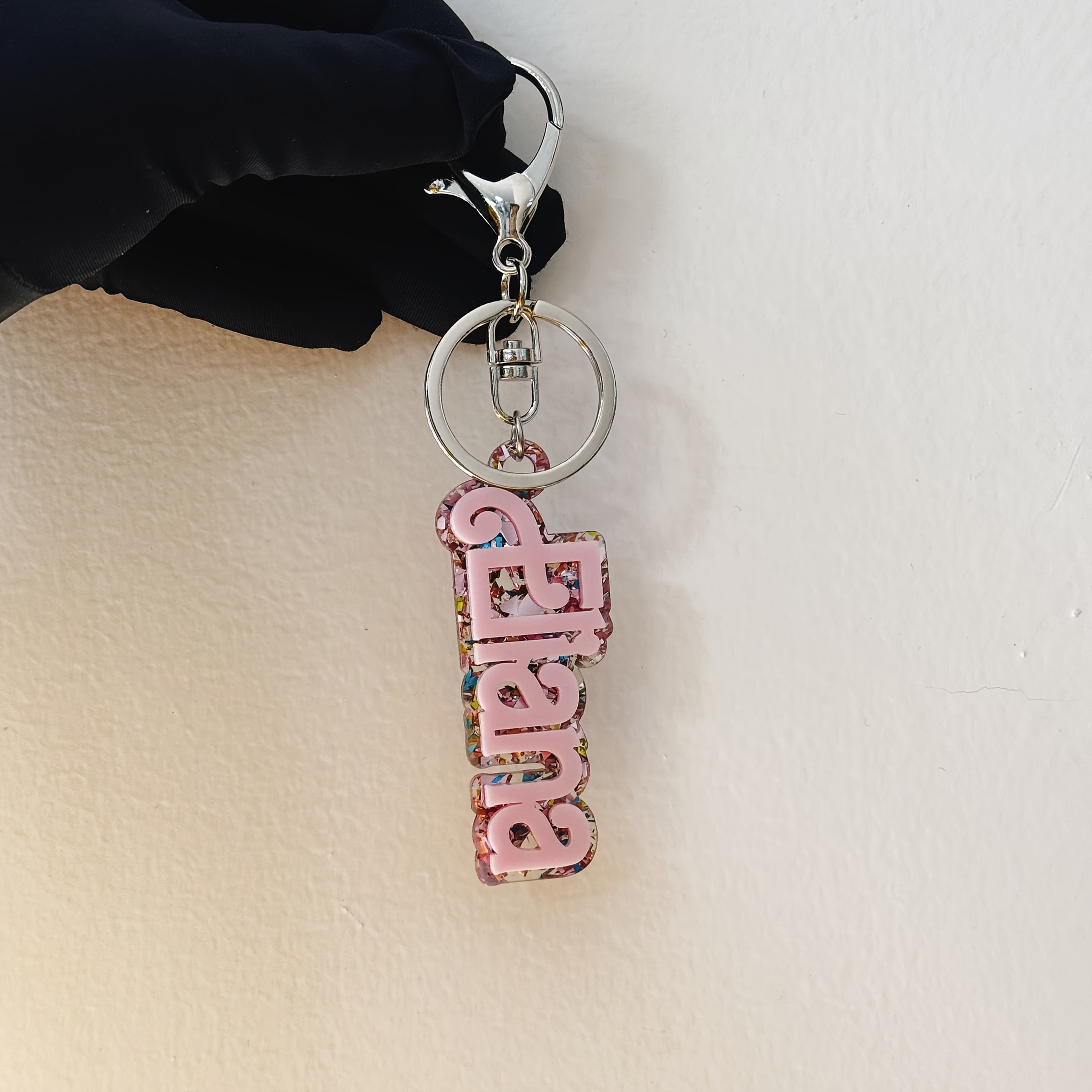 TEMU [customized Product] 1pc Of Personalized Acrylic Name Keychain Custom Letter Nameplate Keychain Diy Name And Date Perfect Gift For Special Occasions