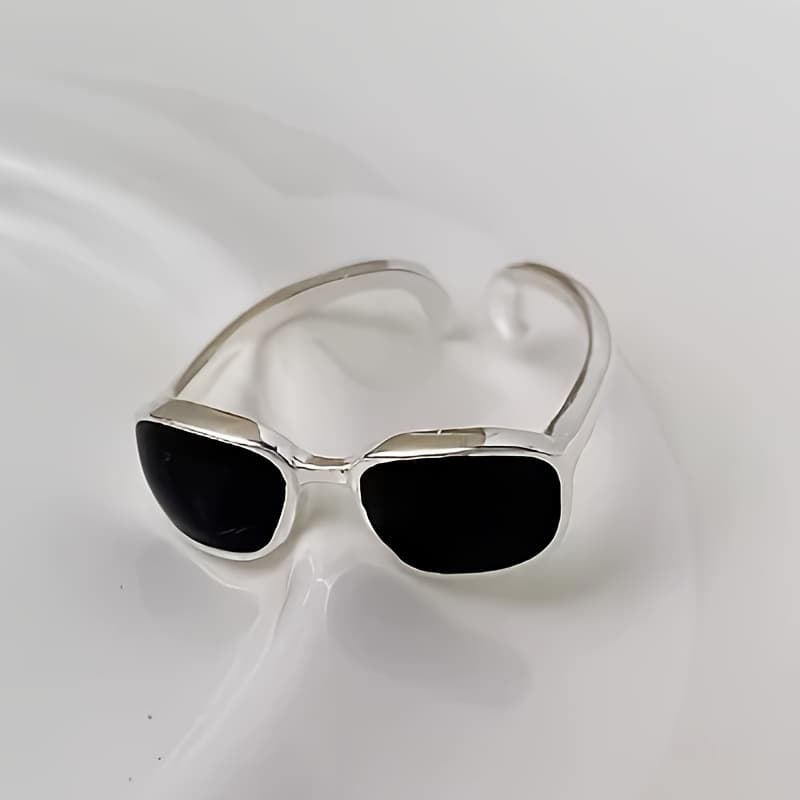 TEMU 1pc Glasses Ring Women Mini Small Glasses Index Finger Ring Fashion Individualistic Cold Style Black Resin