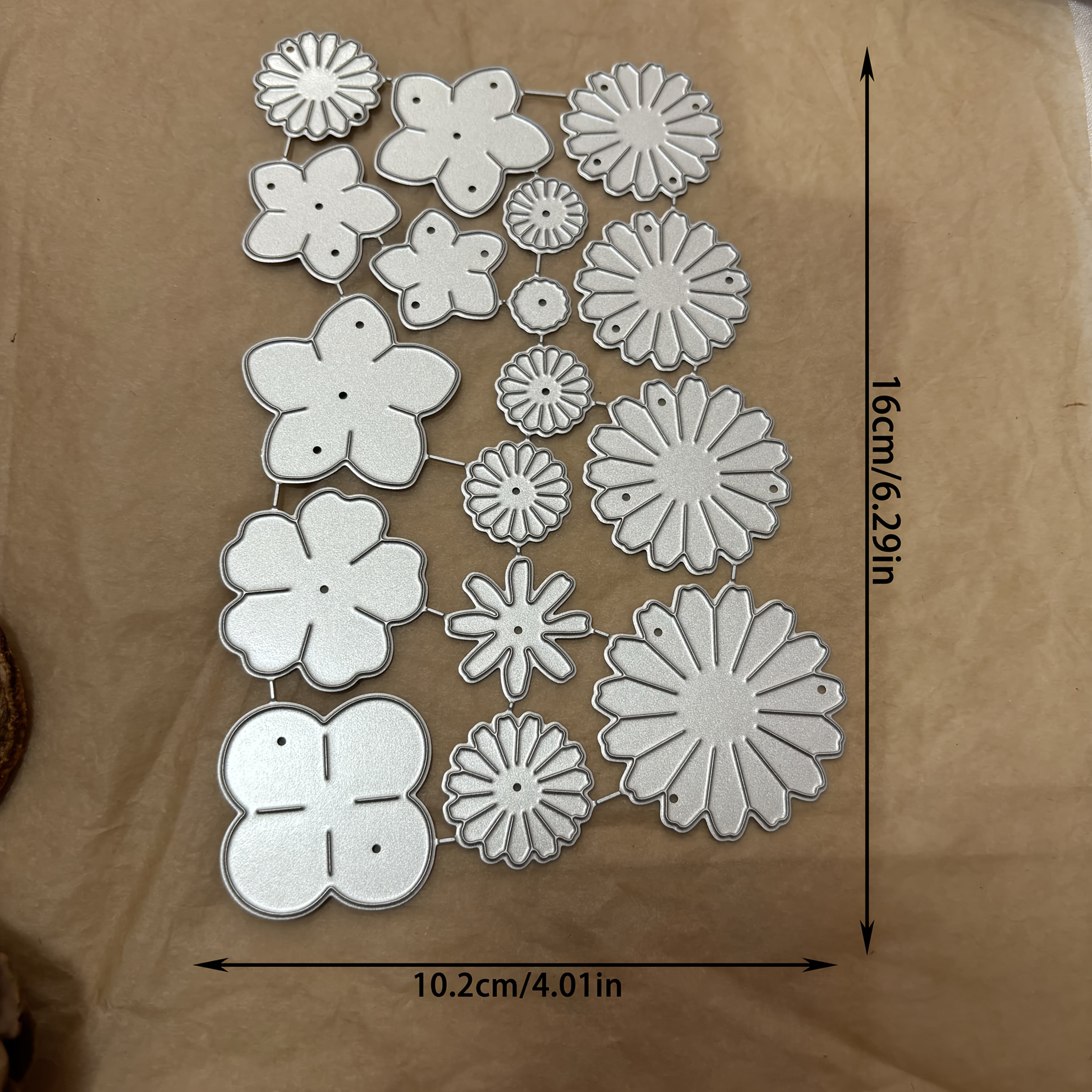 TEMU A Metal Cutting Die Featuring - A Versatile Diy Craft Tool For Scrapbooking, Photo Albums, Greeting Cards, And Home Decor - Comes With A Convenient Handle, Ideal For Holiday Wishes And Crafts.