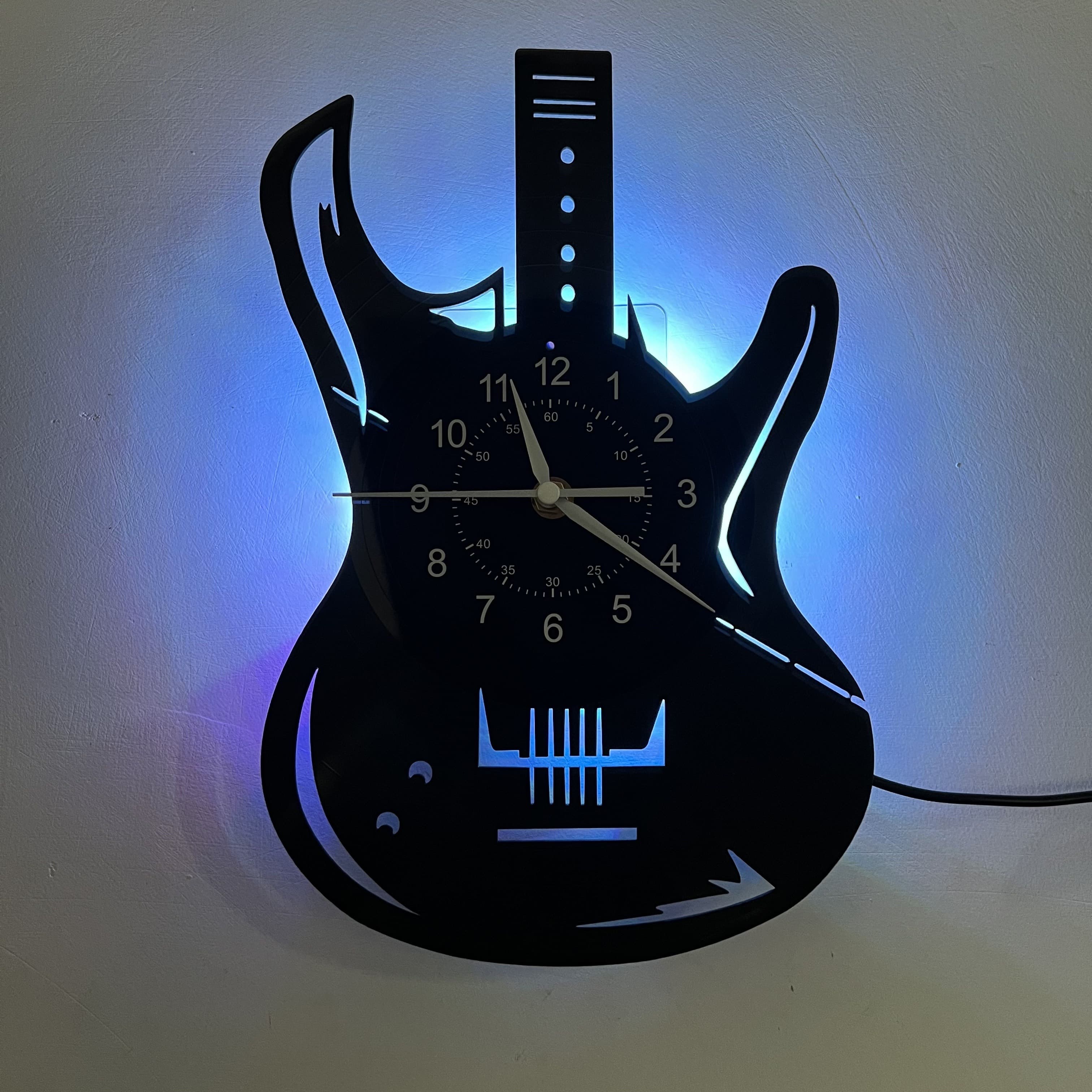 TEMU Vinyl Led Decorated Wall Clock, Home Decoration, Office Decoration, Hotel Decoration, Halloween Decoration, Christmas Gifts, Birthday Gifts, Music Guitar Theme Retro Decorated Wall Clock