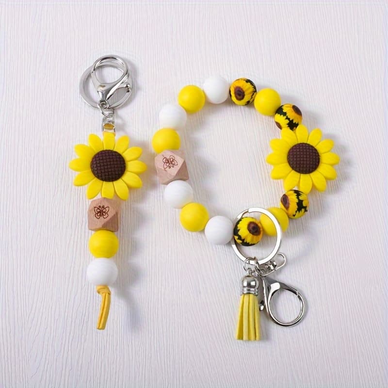 TEMU 2-4pcs/set Sweet And Cute Cartoon Sunflower Charm Handmade Beaded Keychain For Wrist Short Tassel Key Ring Accessory Bag Pendant Accessory Perfect Gift For