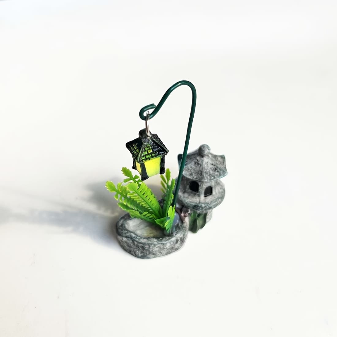 TEMU 1pc Home Desktop Decorative Ornament, Miniature Simulated Plant And Street Lamp, Gift