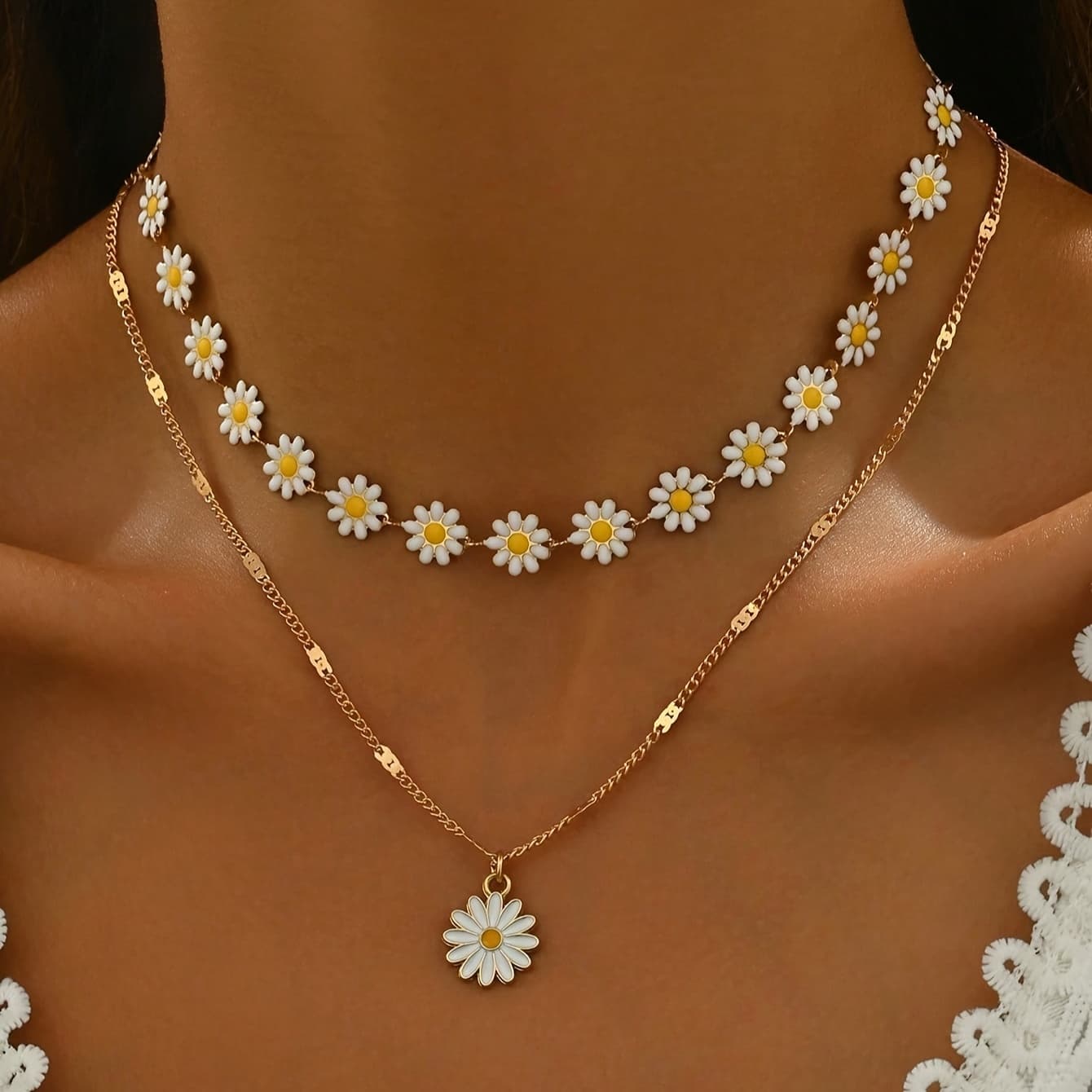 TEMU 2pcs New Women's Bohemian Daisy Flower Necklace, A Stylish Chain Jewelry, Perfect For Daily Wear, Vacations, , And Photo Decorations