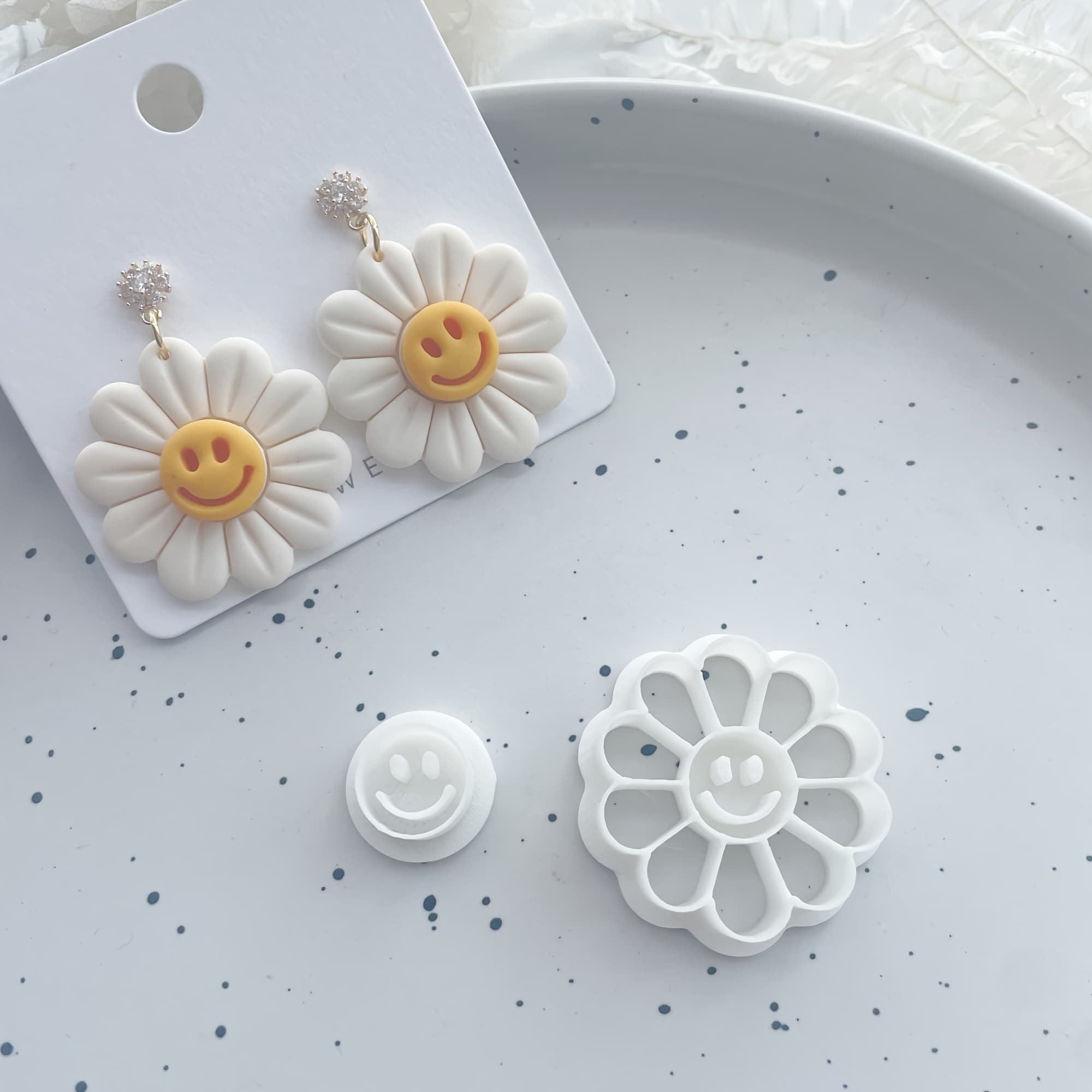 TEMU Daisy Clay Cutter, 2 Handmade Jewelry Earring Supplies, Sunflower Polymer Soft Clay