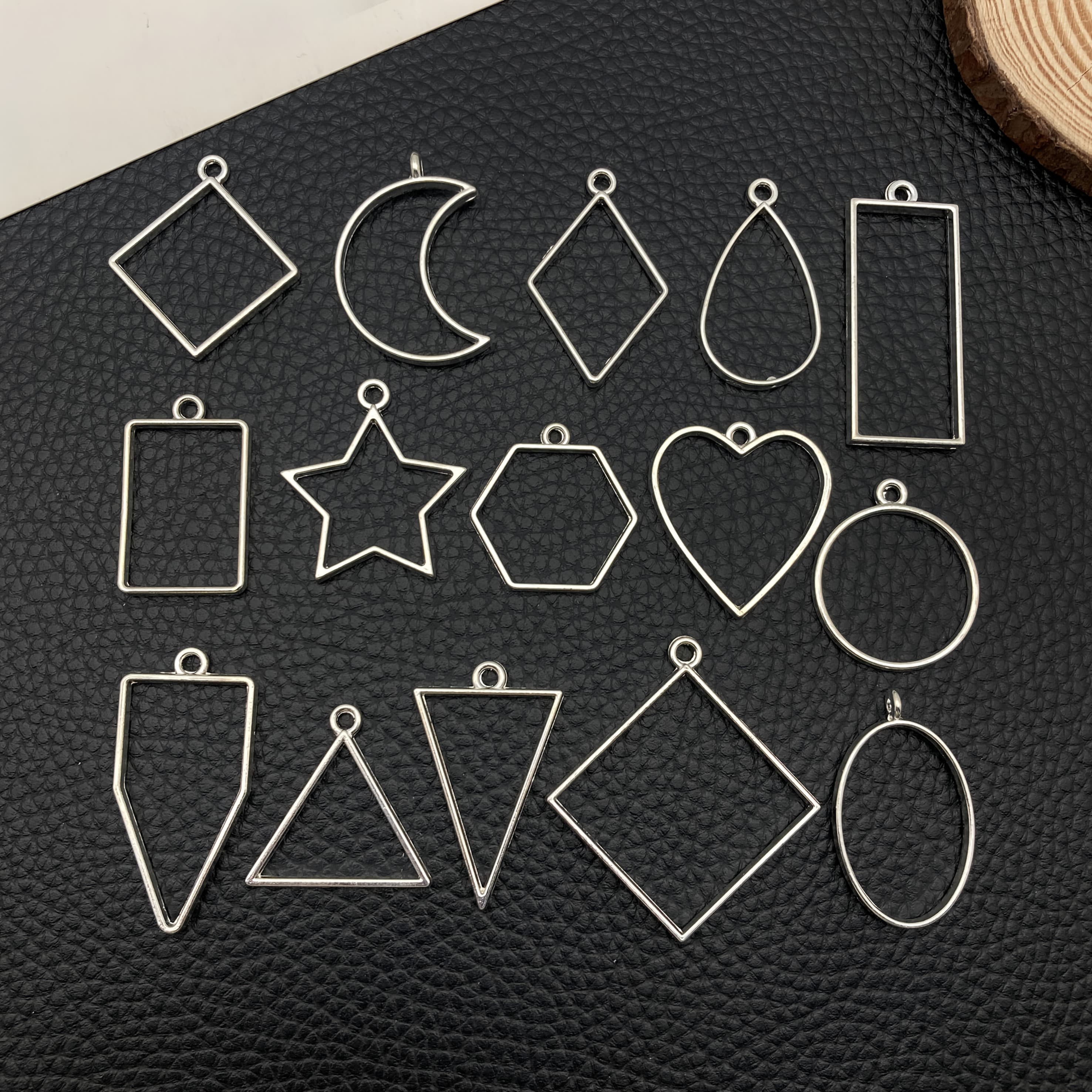 TEMU 15pcs Of Shiny Silvery Alloy Geometric Bezel Charms - Epoxy Resin Craft Bezel Pendants For Jewelry Creation Additions