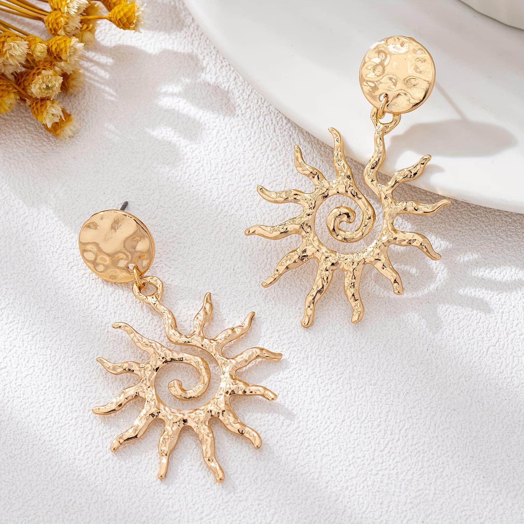 TEMU 2pcs Elegant And Fashionable Women's Earrings, Pattern Earrings Hanging In Vortex Shape Pendant, Trendy Earrings For Parties, Vacations, Streets, And Daily Wear For Women