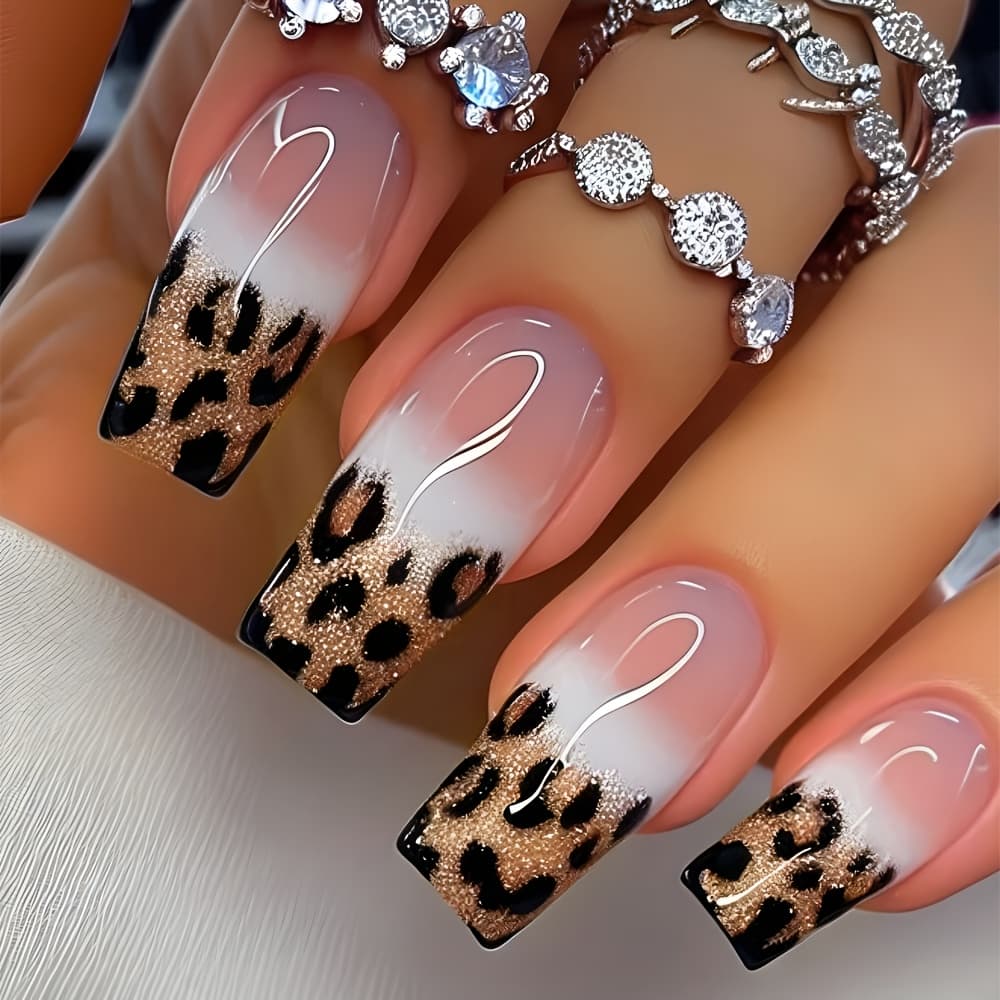 TEMU Set Of 24 Shiny Press-on Nails With A Medium , Featuring A Leopard Print And Glitter, Designed For Women And, Reusable Artificial Nails