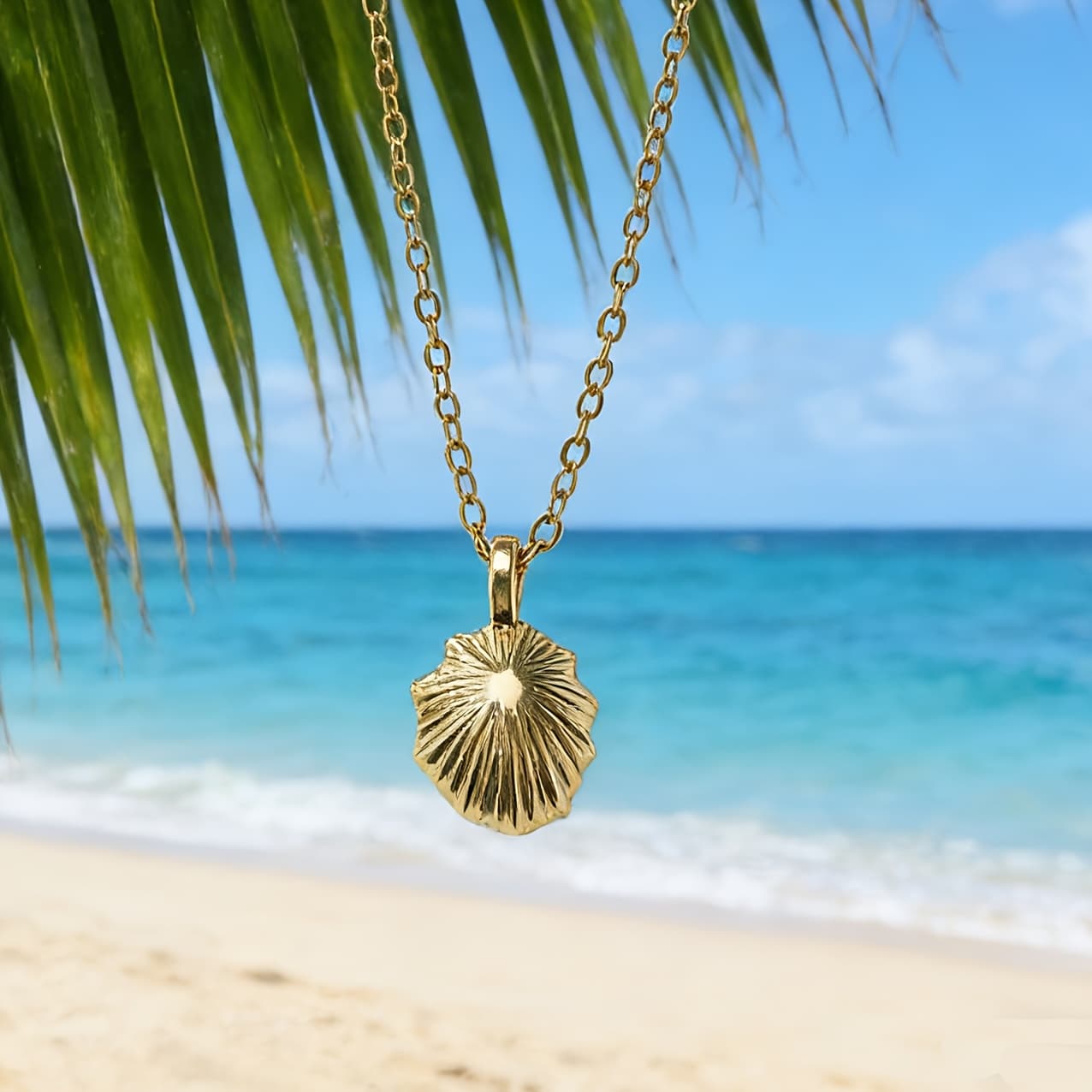 TEMU A 45.72cm Long Stainless Steel Collarbone Chain With A Gold-plated Copper Irregular Firework-pattern Pendant, Suitable For Daily Wear And As A Valentine's Day Gift