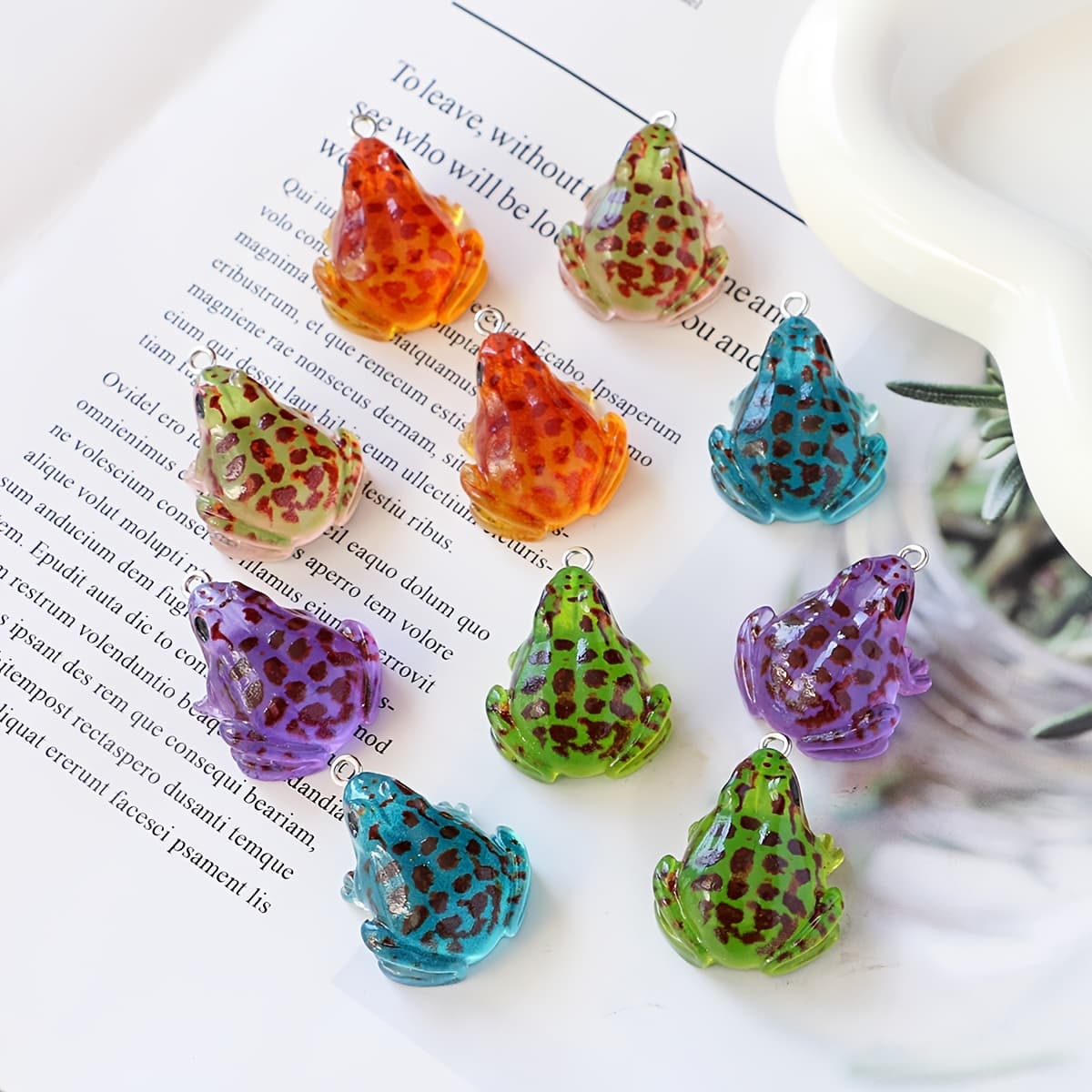 TEMU 10pcs Resin Luminous Frog Charms, Animal Pendants For Jewelry Making, Diy Bracelets, Earrings, And Bag Accessories