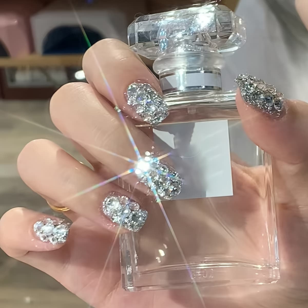 TEMU Y2k 24pcs Silvery Shiny Diamond False Nails, Elegant And Glossy, Fashionable And Versatile, Essential For Attendance And Travel, Perfect Gifts For ' Holidays