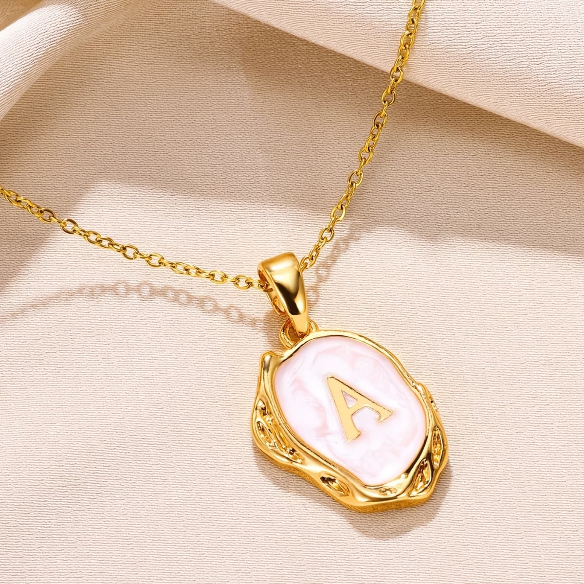 TEMU European And O-shaped Chain Pendant With 26 Letter Elements Necklace, Women's High-end Feel, Light Luxury, Daily Wear, Party Wear, Fake Wear