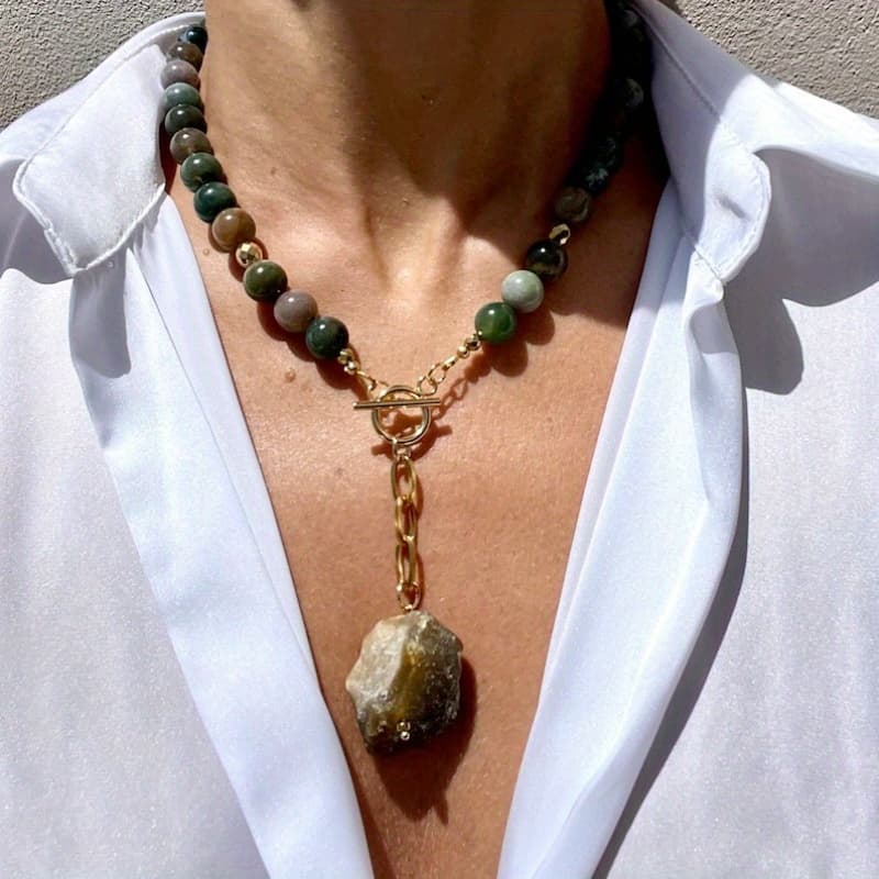 TEMU Hand, This Elegant Necklace Features Moss Agate Beads And A Stone Pendant