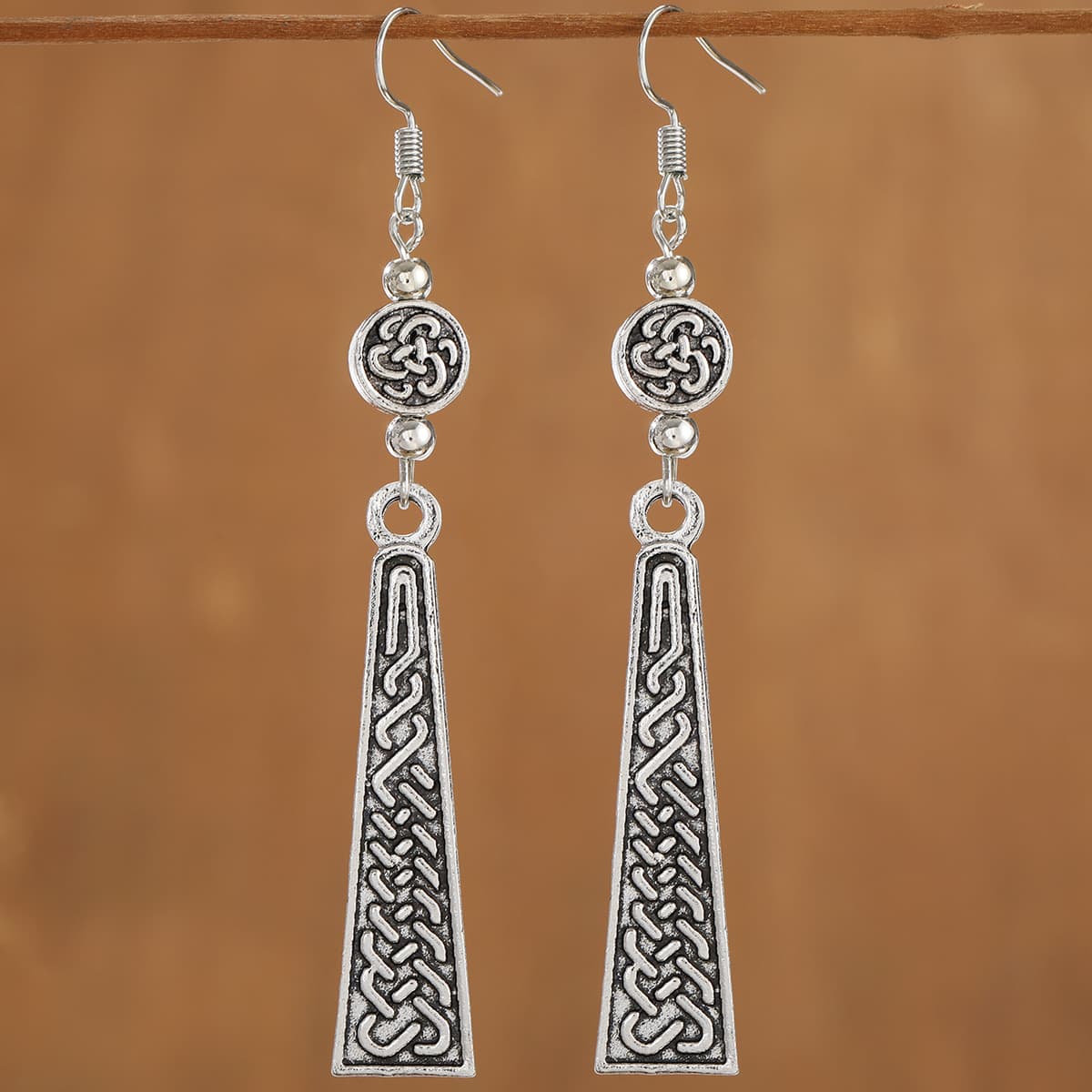 TEMU Bohemian Geometric Round Plate Square Oblong Pendant Women's Earrings Vintage Ethnic Style Totem Carving Creative Women Jewelry Wear Party Match Fashion Ear Jewelry
