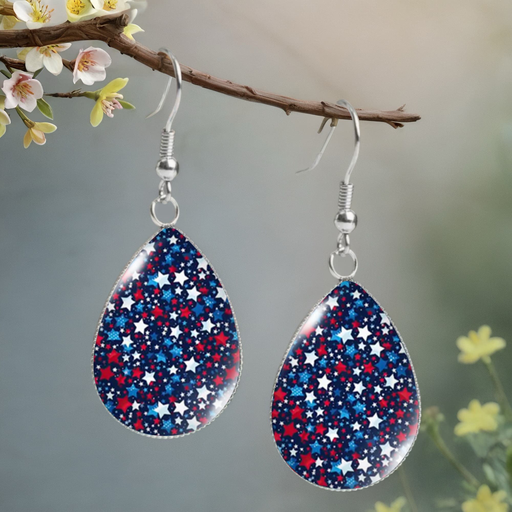 TEMU 1 Pair Patriotic Red, White, And -shaped Tear Drop Glass Pendant Earrings - American Day Pride Jewelry, Without Battery