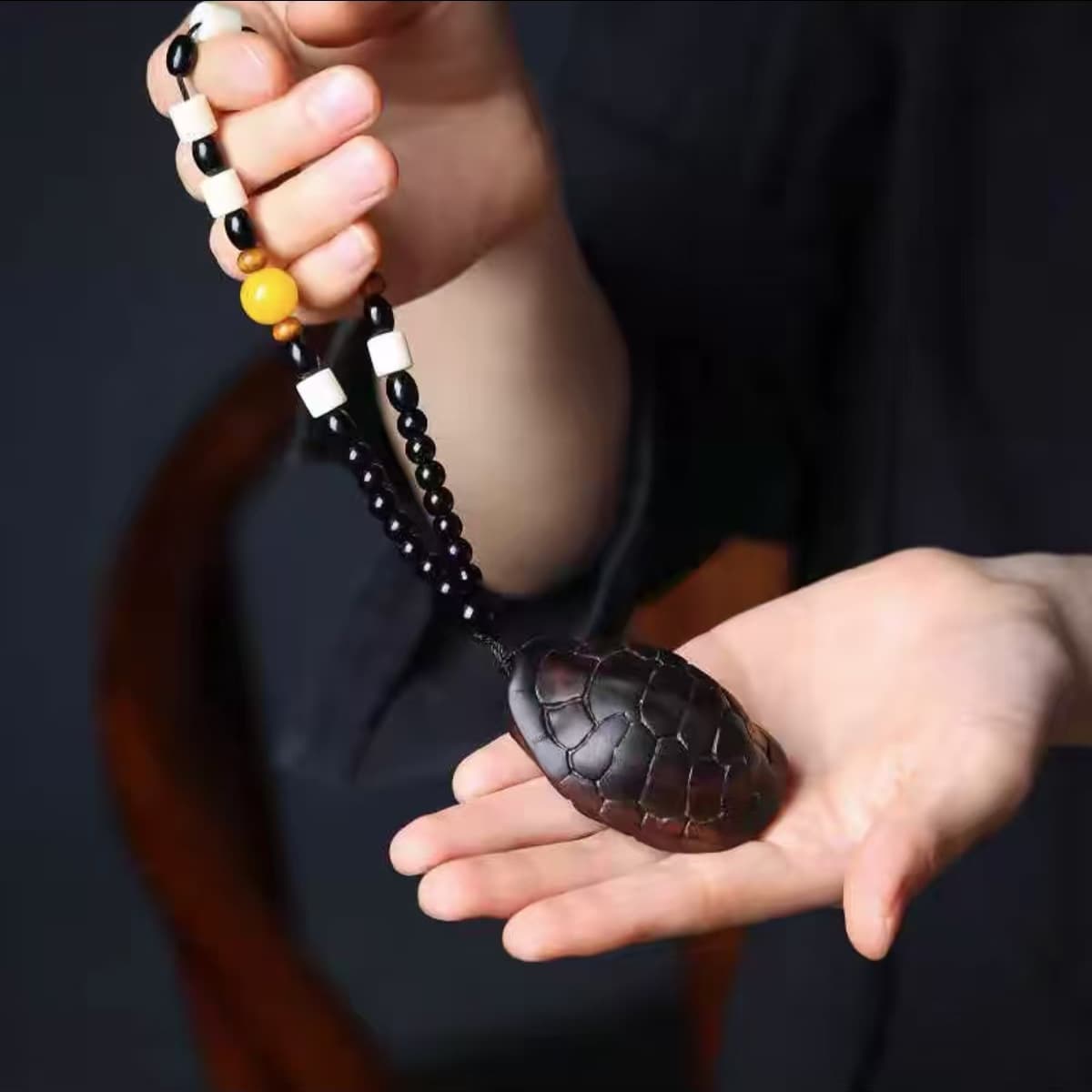 TEMU 1pc Wood Car Pendant- Hand-carved Turtle Shell Wealth& Power Luck, Wood Car Accessory Suitable For Car Interior Decor, Wood Car Ornament