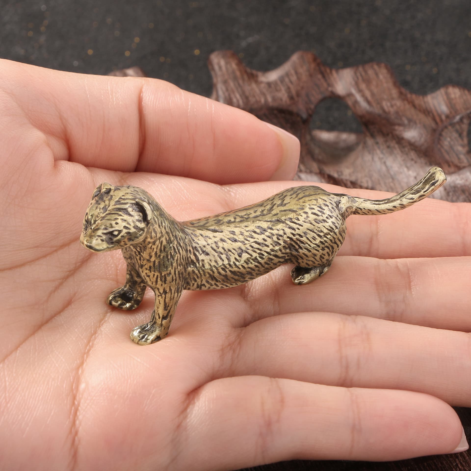 TEMU Collectible Figurines ，brass Ornament Cute Animal Decorative Landscape Tea Pet Desk Gift No Electricity Required