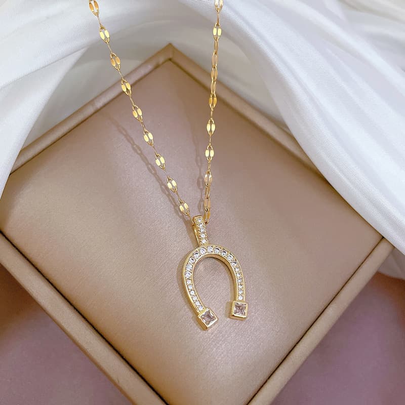 TEMU 1pc Titanium Steel Dainty Necklace For Women, Delicate Layering Chain, Minimalist Pendant Jewelry, Trendy Y2k Fashion Accessory, Cute Gift For Her, Casual Attire, Casual Outfit Enhancer