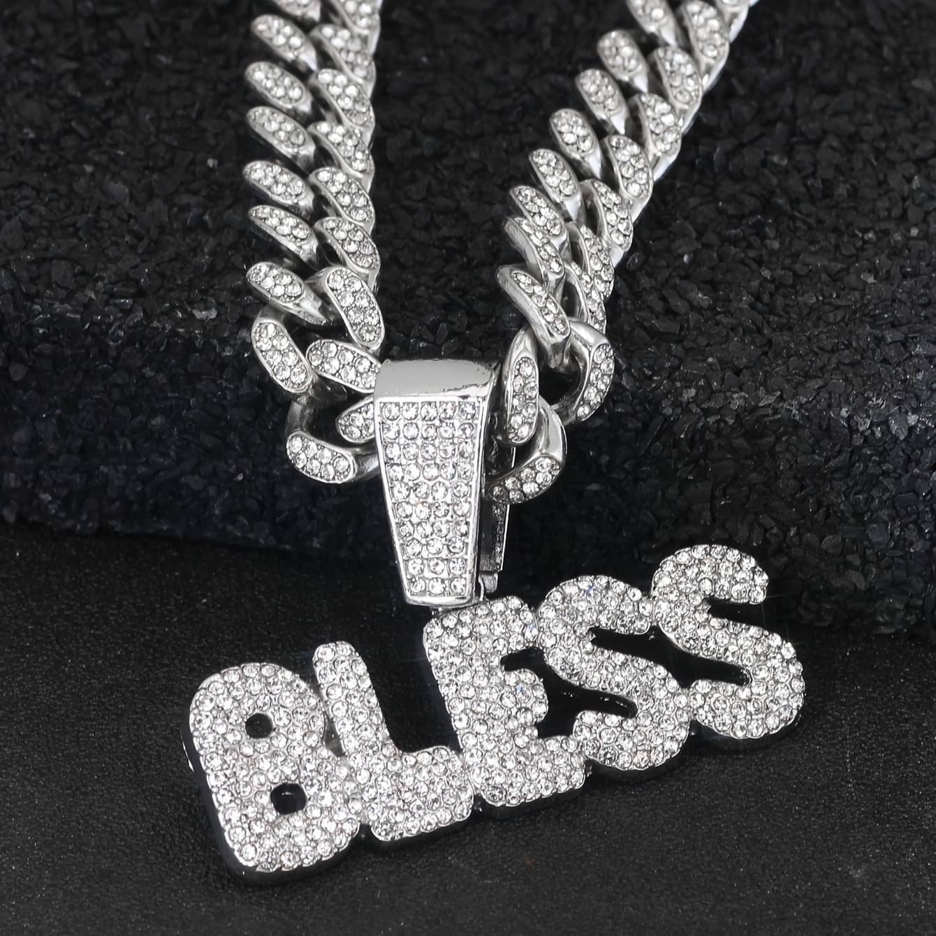 TEMU 1pc Shiny Pendant Necklace For Men Women Hip Hop Ice Cuban Link Chain Necklace Unisex Jewelry Gift For Men And Women, Perfect For Casual Attire And Christmas Gift