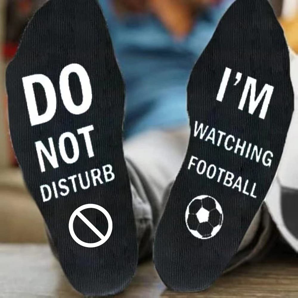 TEMU A Pair Of Trendy Men's Football Socks, Mid-calf Sports Socks For Running And Athletic Activities, Featuring Letter Designs