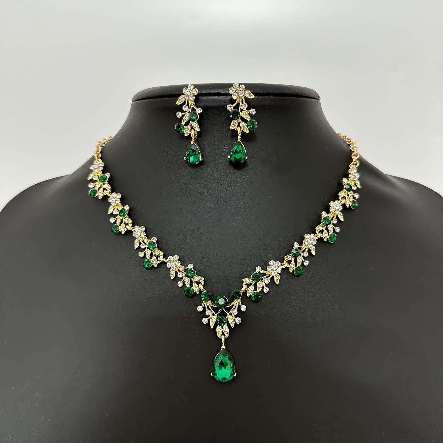 TEMU Gorgeous Emerald Set Golden Bridal Necklace Earrings Set Wedding Engagement Party Jewelry Gifts