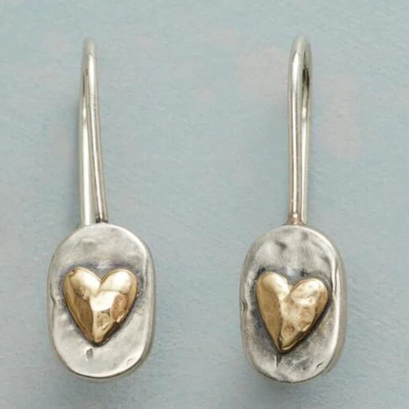 TEMU Exquisite And Fashionable Sports Style Accessories, Heart-shaped Women's Earrings Light Luxury Exquisite Party Earrings For Family