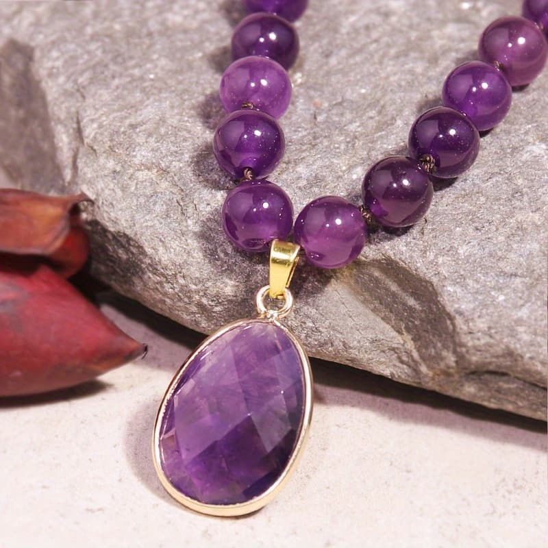 TEMU Natural Stone Necklace With Teardrop Pendant - Elegant Round & Oval Beads & Stone Centerpiece, Minimalist Daily Wear To Dressy Suitable For Daily Wear & Party Accessories, For Teenager