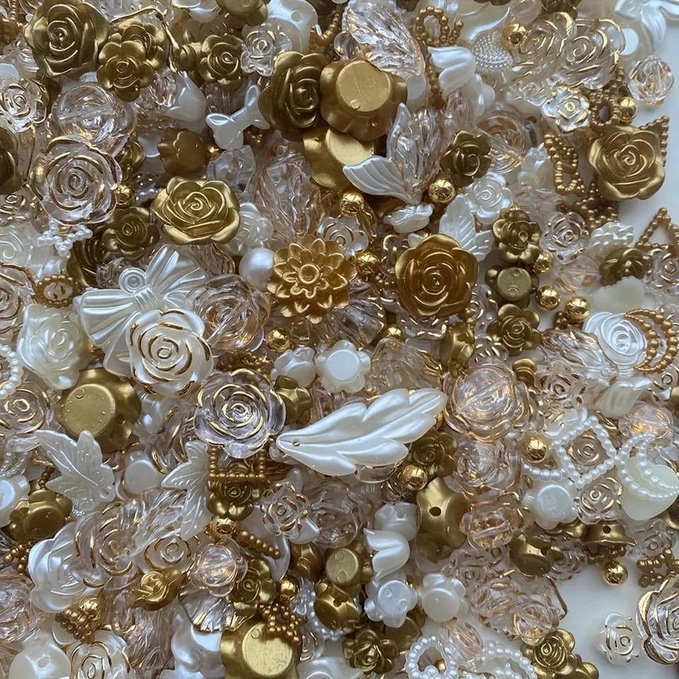 TEMU 20/50g Mixed Acrylic Camellia Rose Beads Diy Decorative Loose Beads For Handmade Bracelet Necklace Earrings Beaded Jewelry Accessories Materials