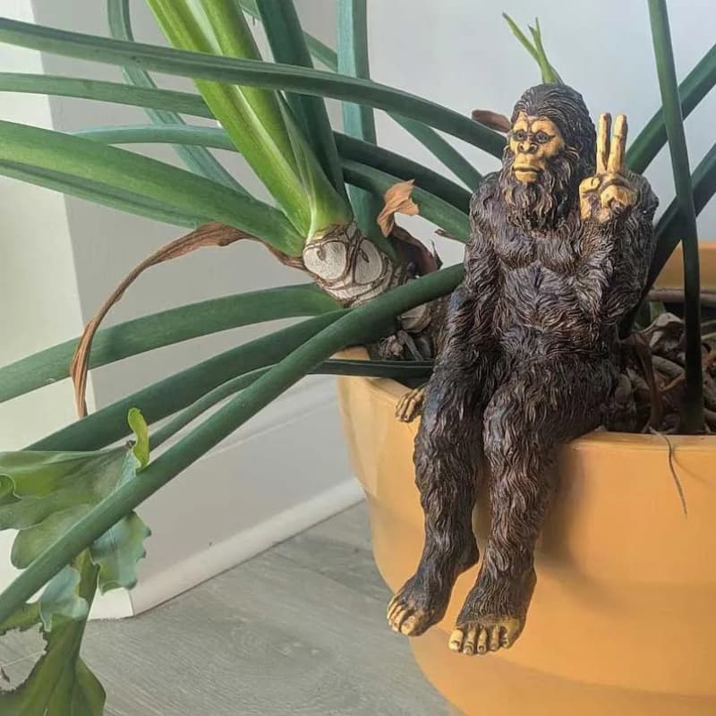 TEMU A Funny Statue, Garden Bonsai Ornament, Micro-landscape Gardening Decoration Accessory, Office Desk Decoration