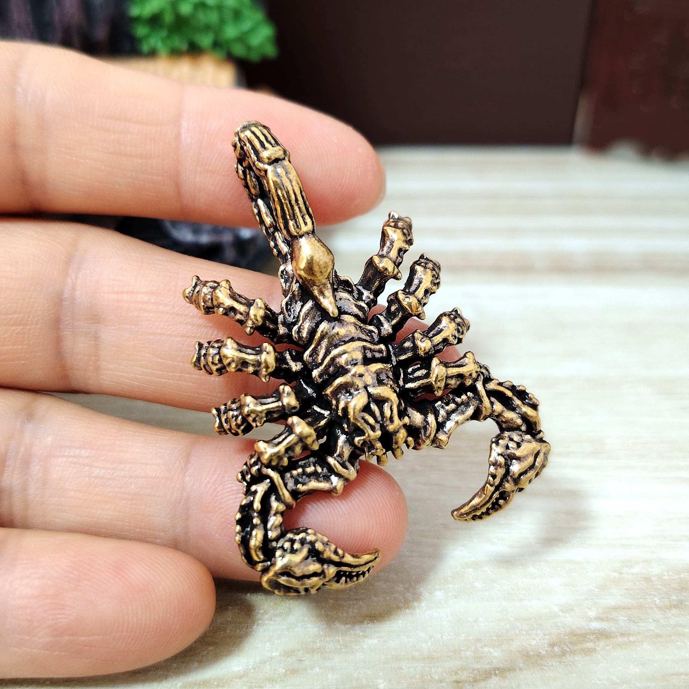 TEMU Collectible Figurines ，brass Crab Desktop Ornament, Animal Craft Collectible Gift For Christmas And Halloween Decorations - Fall Home Décor Figurine