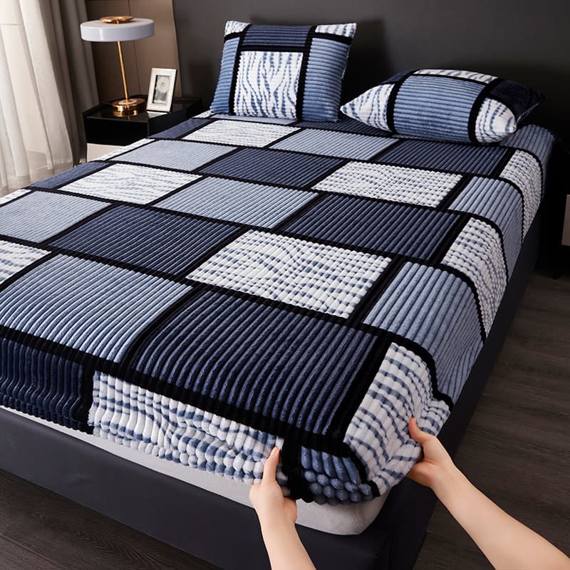 TEMU Geometric Checkered Velvet Fitted Sheet | Machine Washable, Skin-friendly Soft Fabric, Thick Bedding, Suitable For All , Polyester, Acrylic, Microfiber, Flannel Fabric, Larmpat Brand