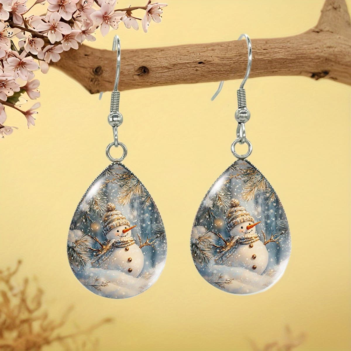 TEMU Fashionable Water Drop Earrings With A Winter Snowman Illustration, A Glass Jewelry Gift, Without Battery