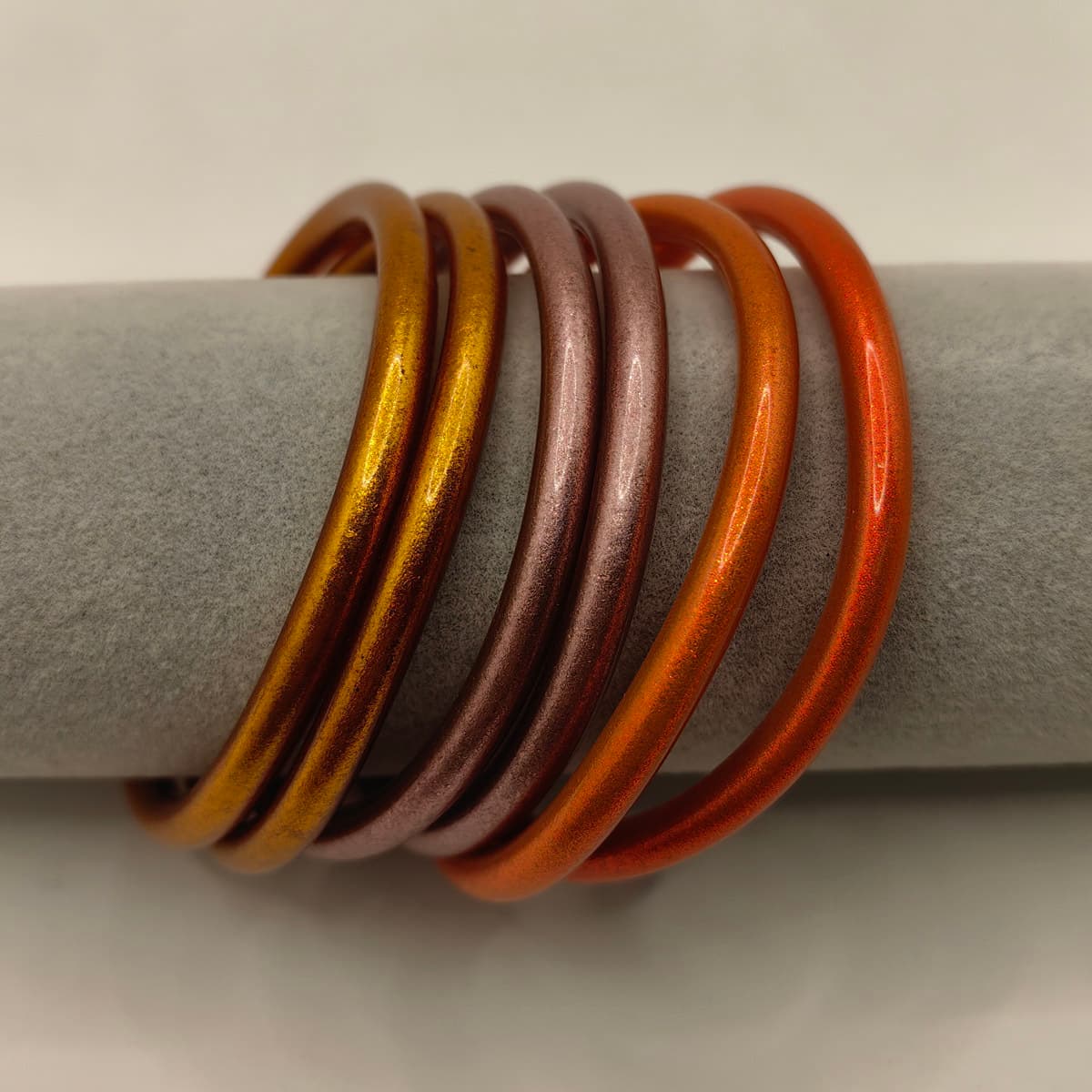 TEMU 6pcs/set Jelly Bangle Bracelets Set For Women Lightweight Cute Glitter Filled Stack Bracelets