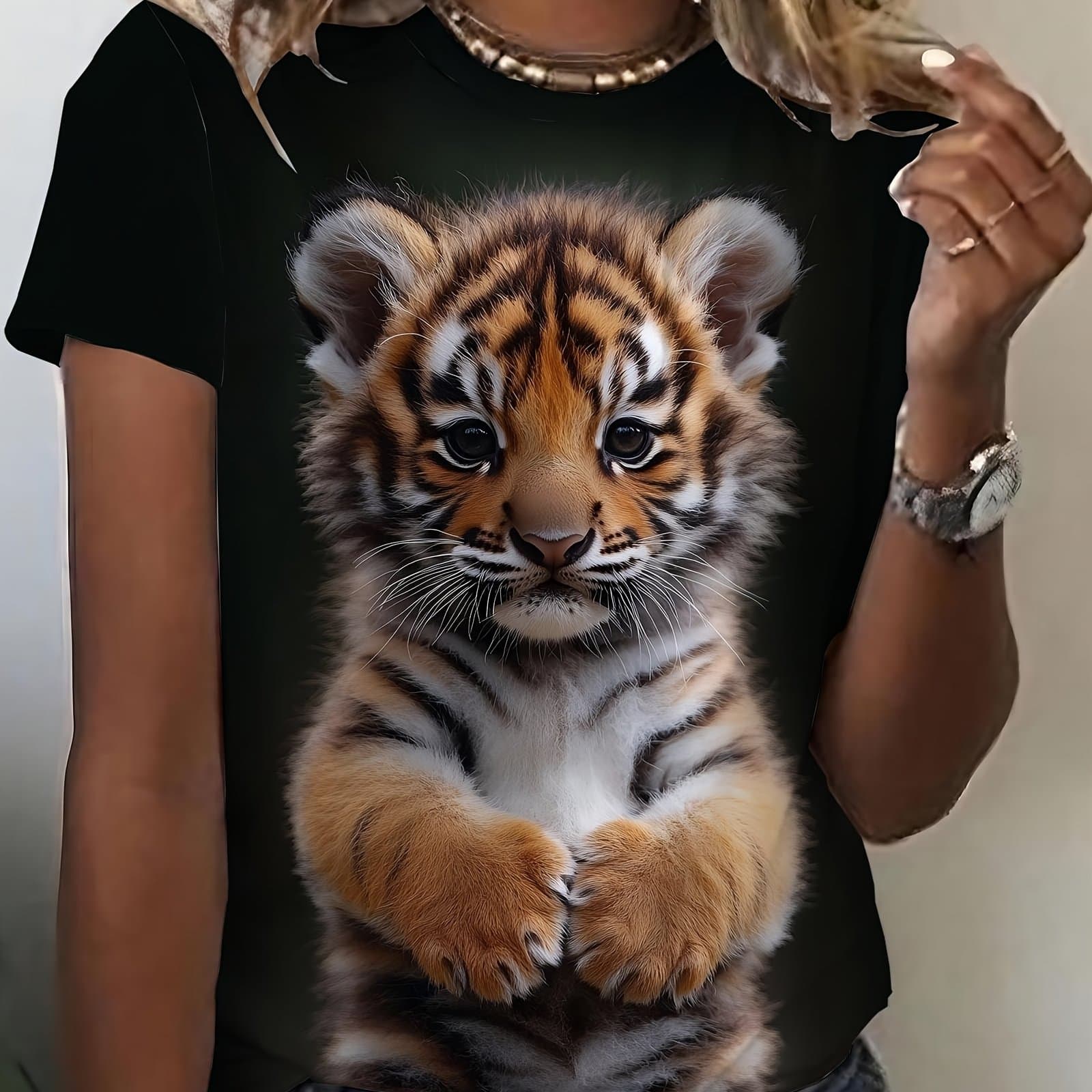 TEMU Women's With Tiger Print Cute Short Sleeved Shirt, Women's Elegant Top, Women's Casual And Comfortable Round Neck T-shirt, Women's Top