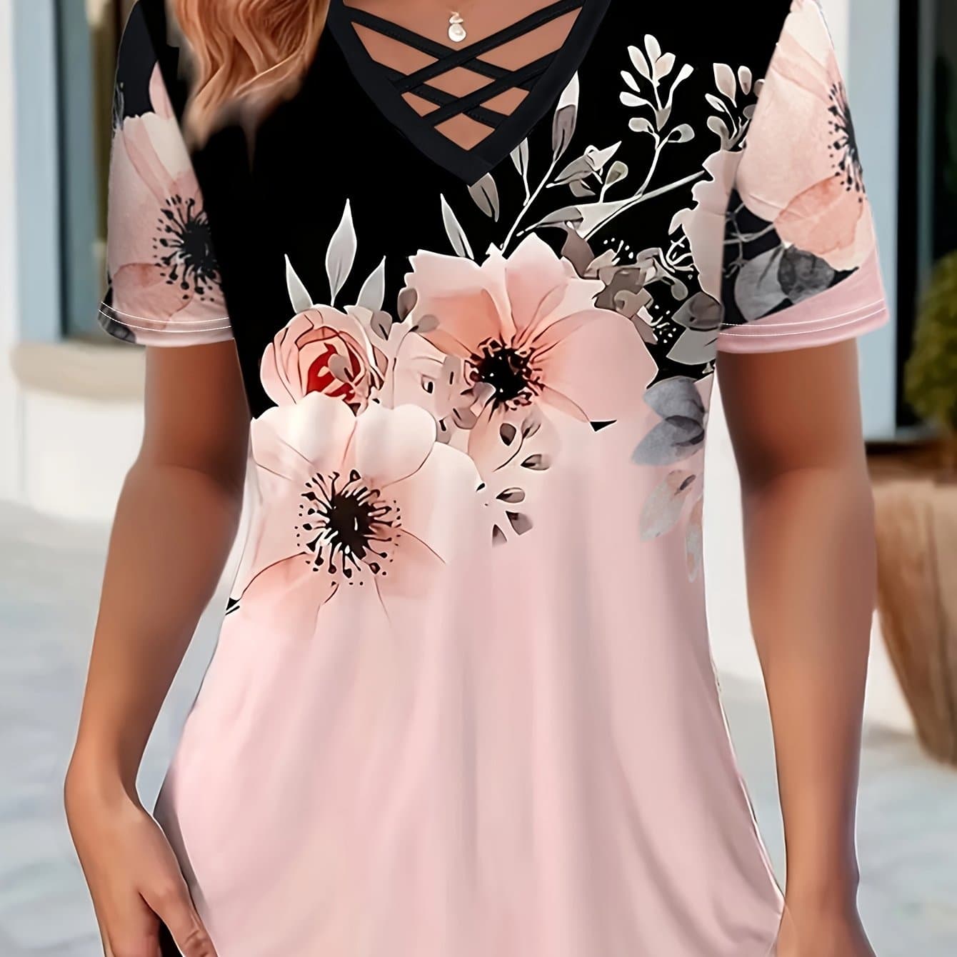 TEMU Plus Size - Plus Size - Plus Size Floral Print T-shirt, Casual Cross-front Short Sleeve Top, Suitable For Spring Summer, Women's Plus Size Clothing