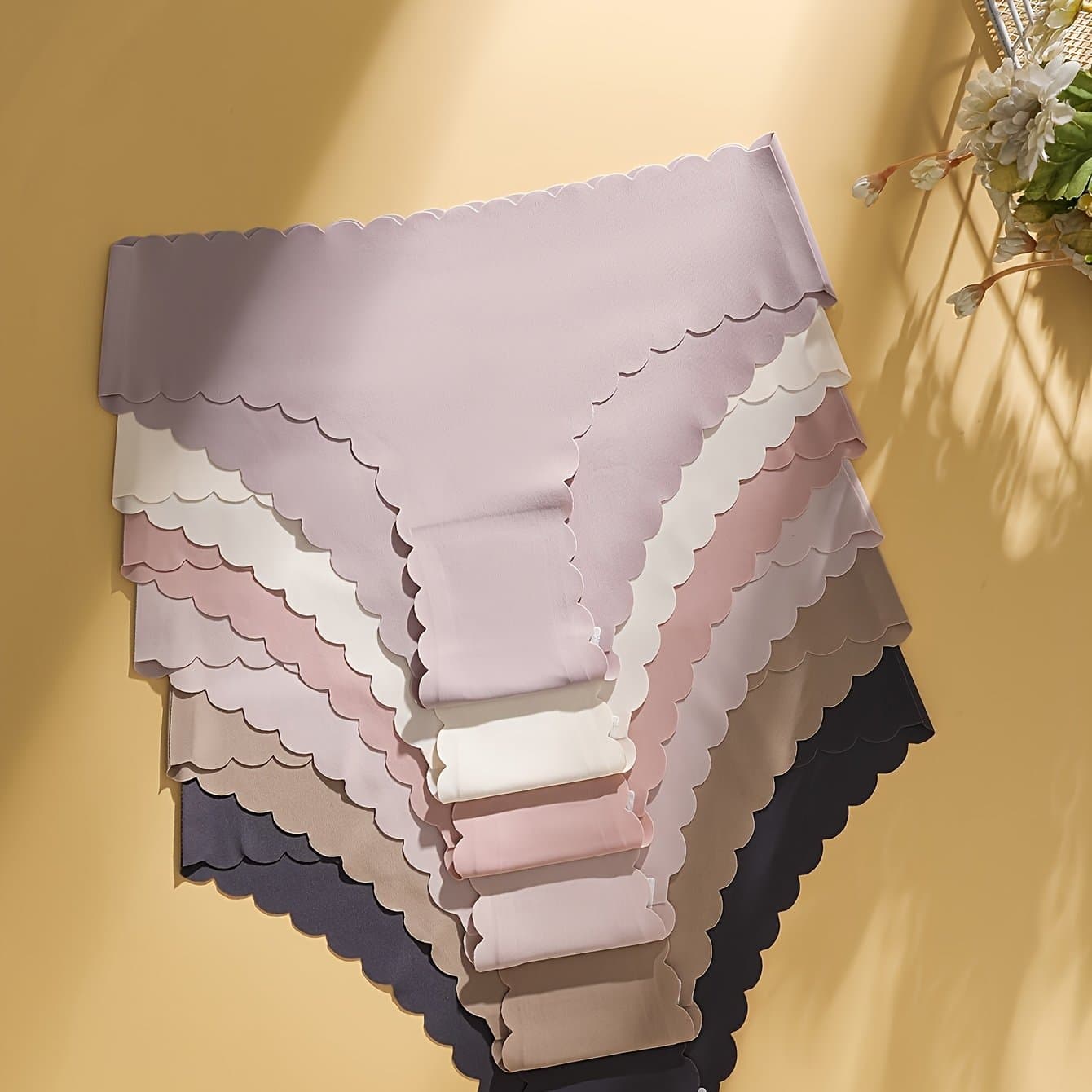TEMU 6pcs Women' Wavy Lace Breathable Comfortable Simple Sexy Half-coverage Briefs