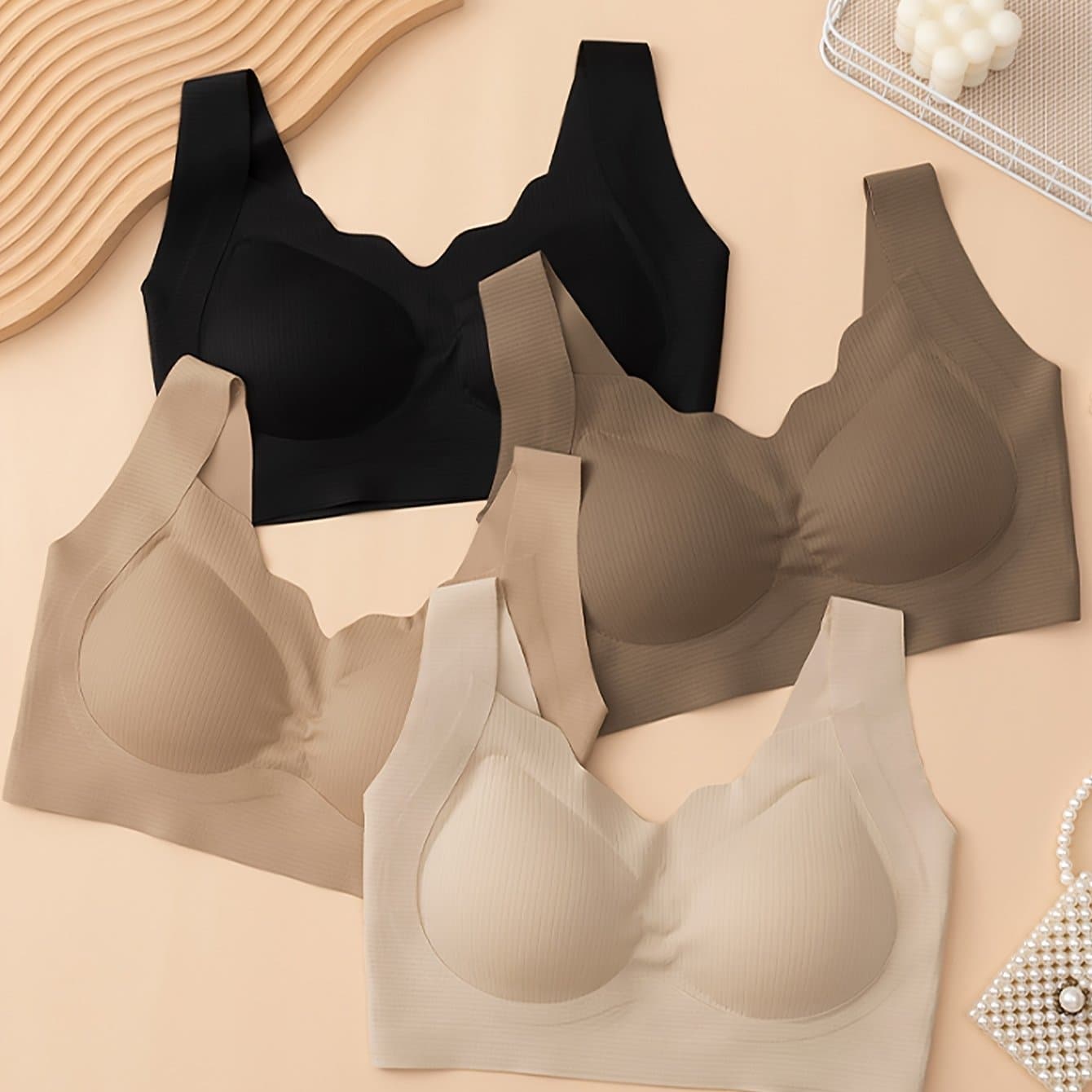 TEMU 4pcs Set Of Women's Fashion Self-adhesive Bra Without Back Closure And Underwire Lingerie