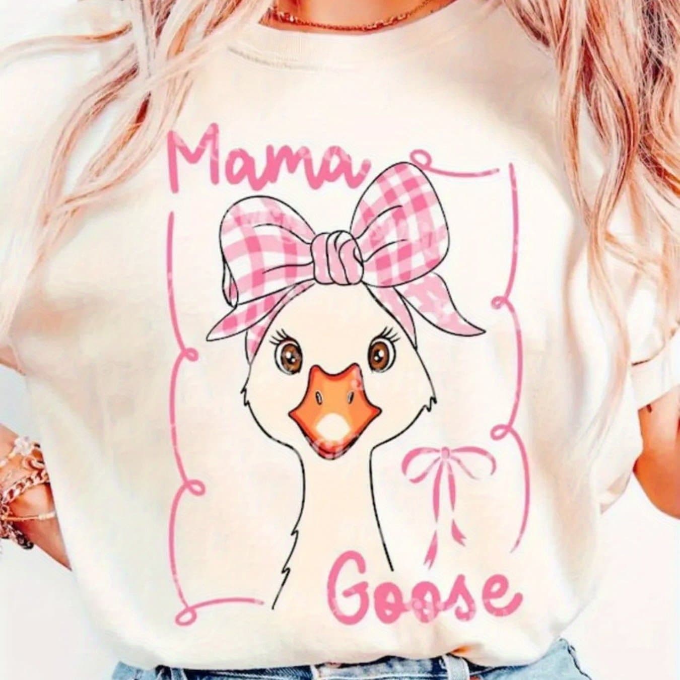 TEMU Stylish And Artistic Patterned Women's Tee, Perfect For Casual Spring And Summer Wear, Featuring A Comfortable, Chic, And Elegant Loose Fit With A Round Neck, Made From