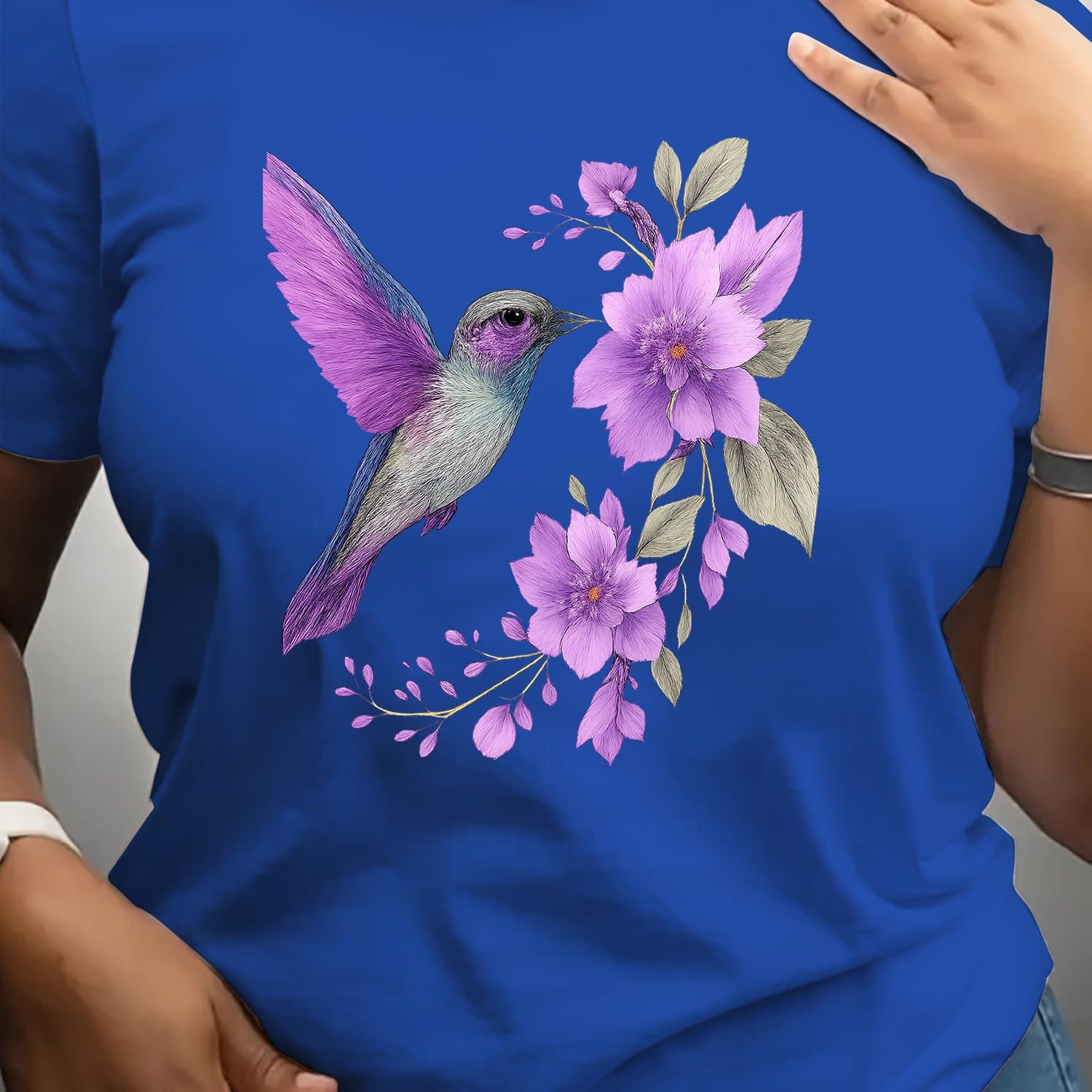 TEMU T-shirt Featuring A Hummingbird Design, Perfect For Summer , Vacations, Bird Watching, And As A Gift For Outdoor Lovers