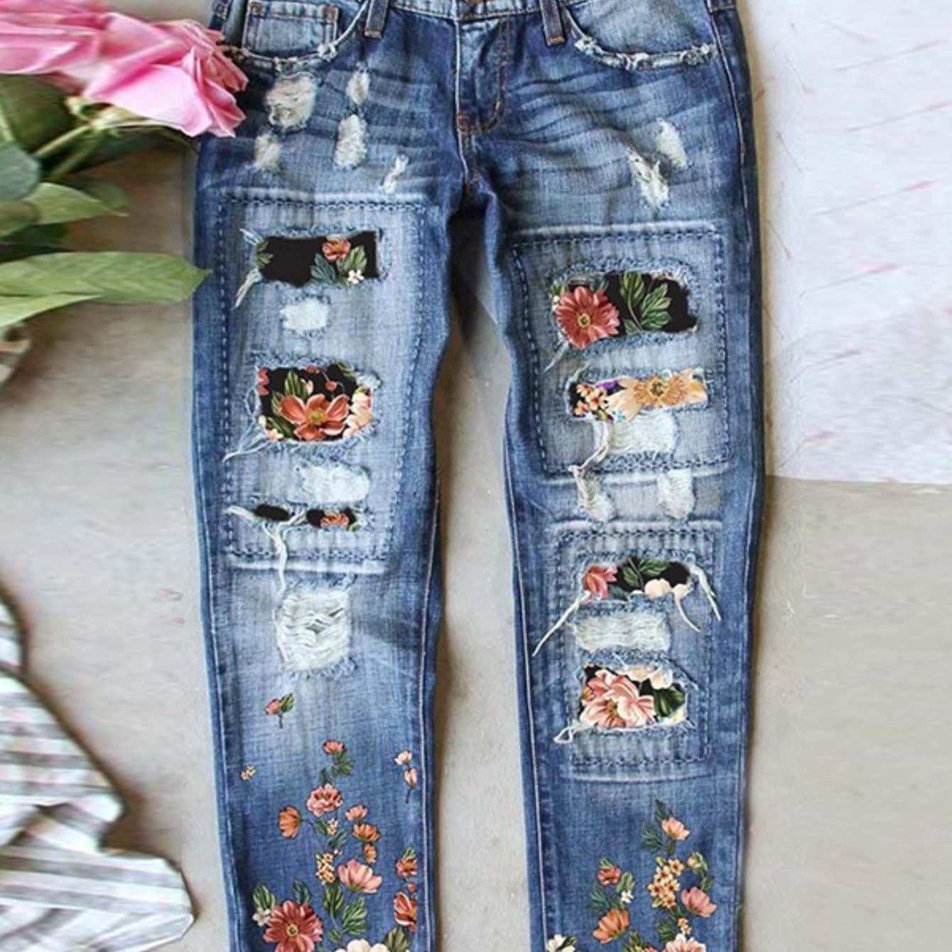 TEMU Women's Retro Floral Collage Jeans, With A Distressed And Ripped Design, Slim-fit Casual Long Pants