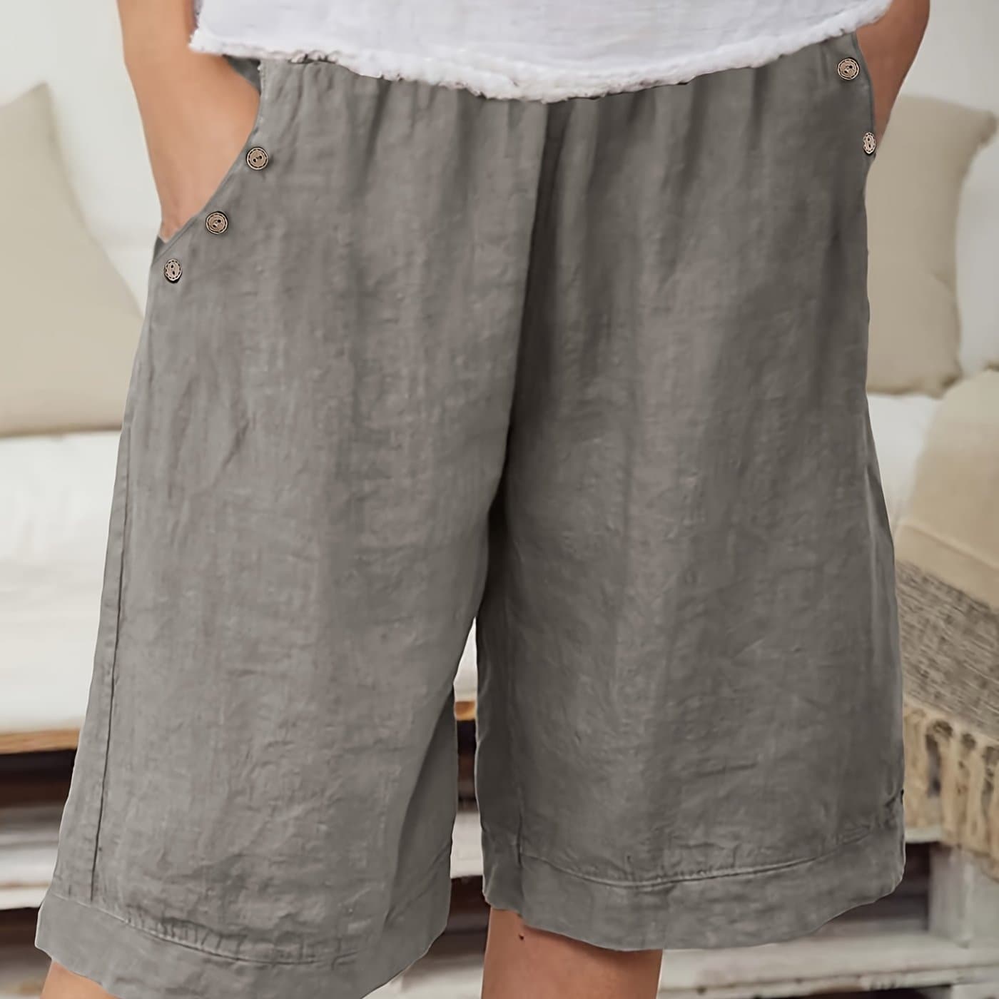 TEMU Plus Size - Plus Size - Plus Size Women's Fashion Elegant Vacation Solid Color Button Decor Shorts